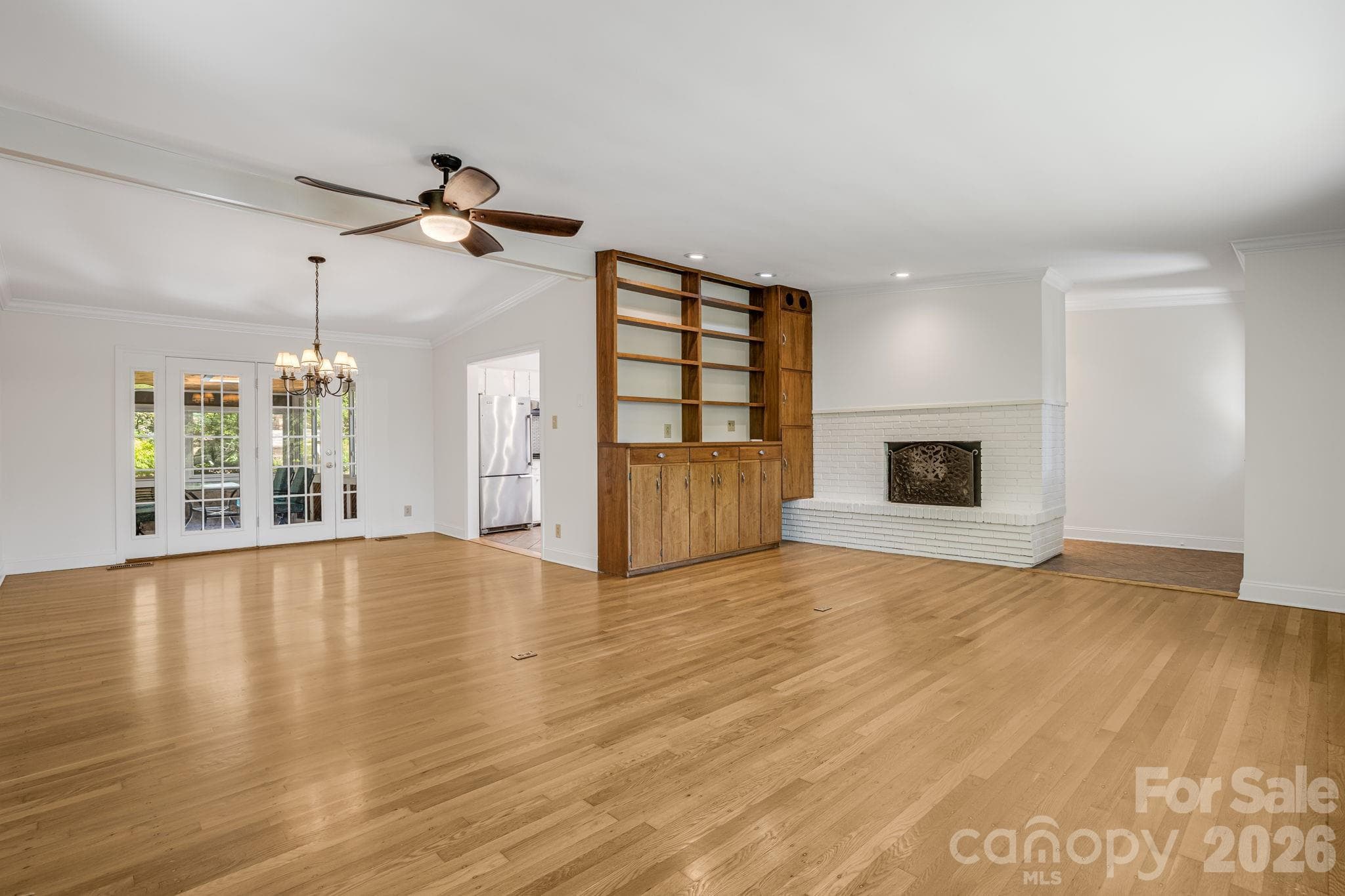 Single Family Residence at Asheville, photo 6 of 42