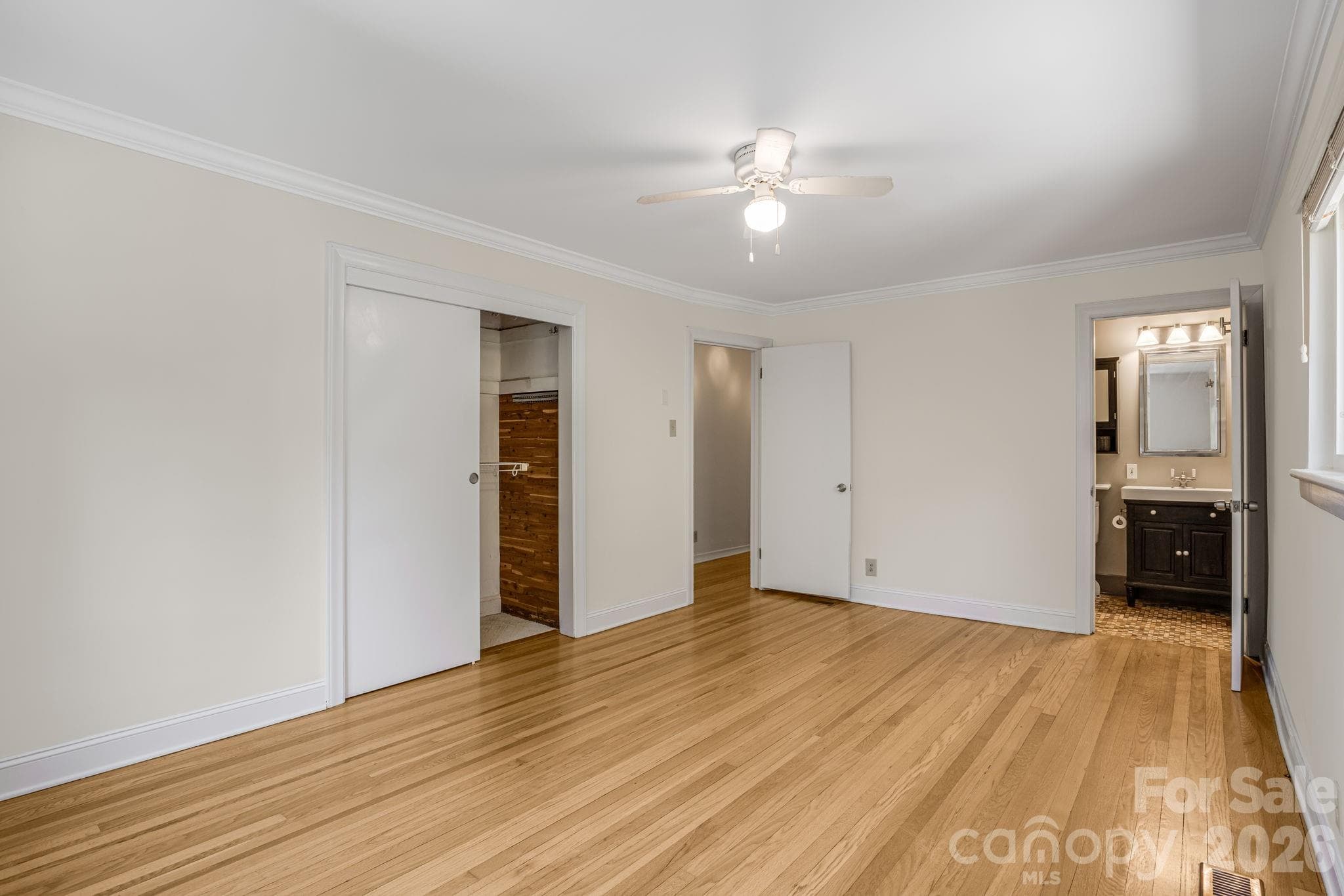 Single Family Residence at Asheville, photo 18 of 42