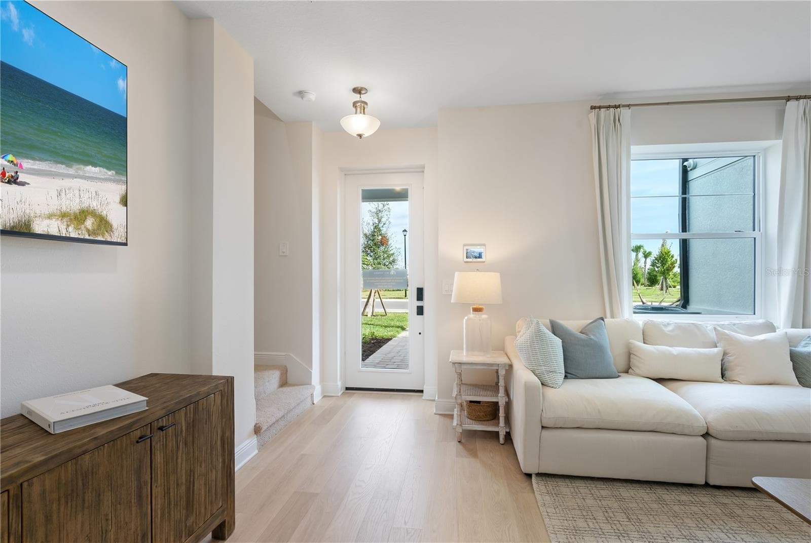 Foyer:Photo description represents the model home of same floor plan. - 17812 BROADLEAF LOOP, VENICE