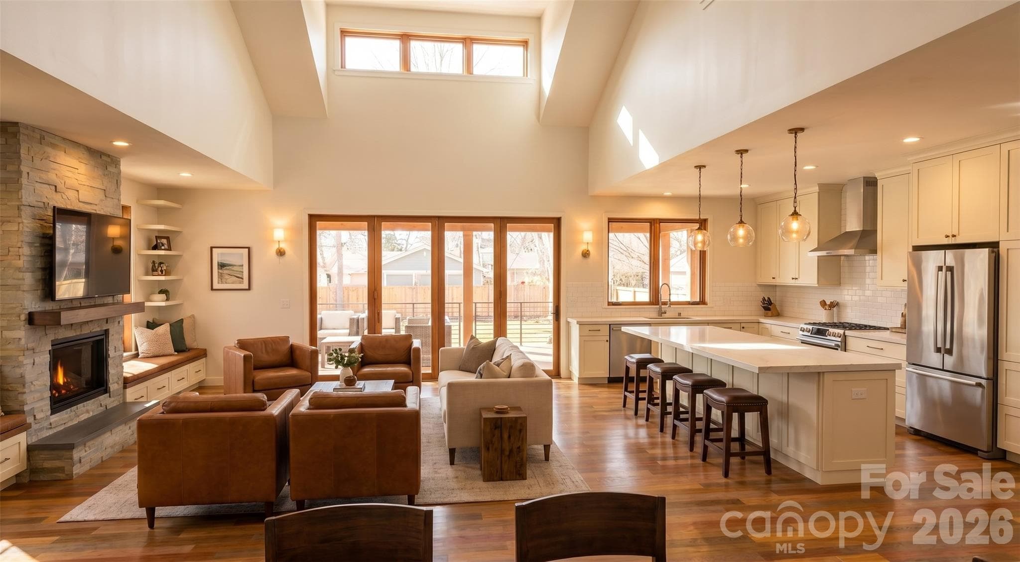 living/kitchen area - Lake Toxaway