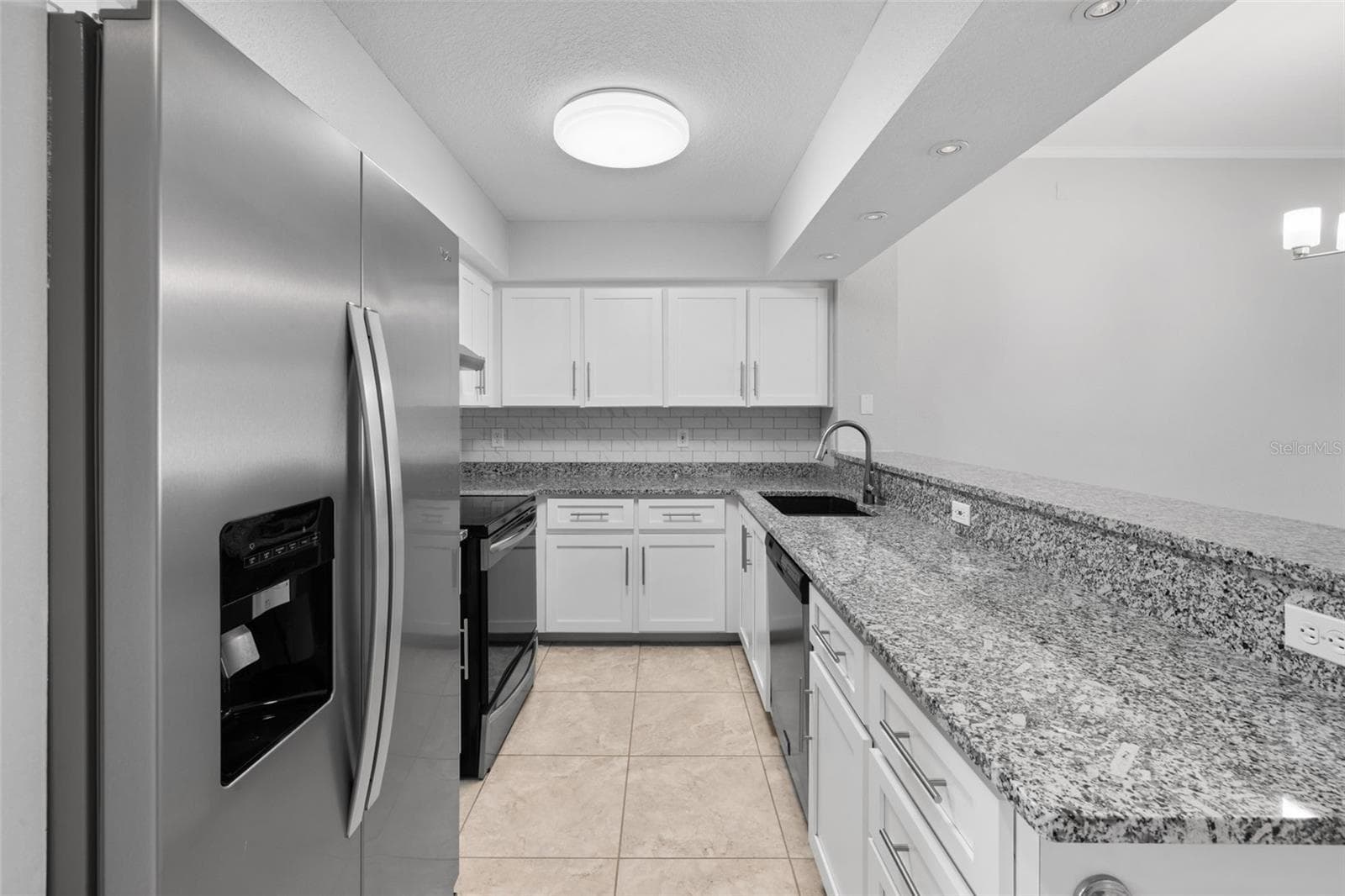 Condominium at 1335 SAXONY CIR #324, PUNTA GORDA, photo 6 of 39