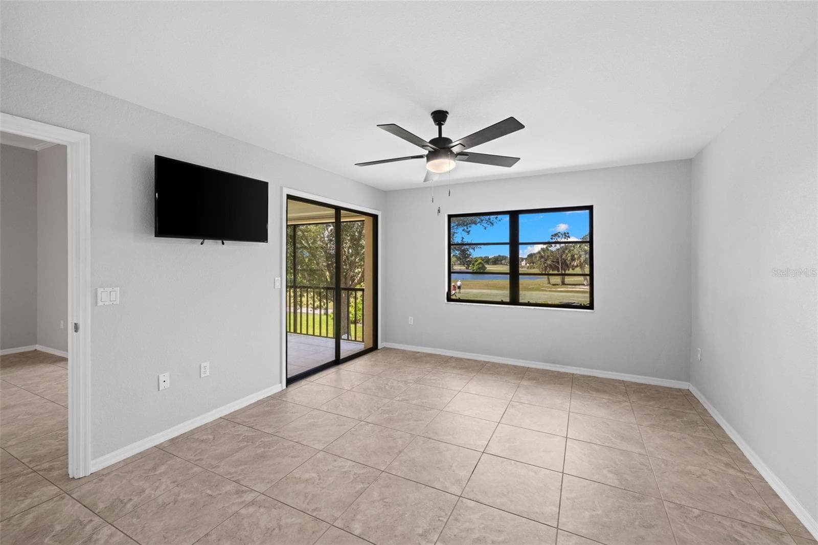 Condominium at 1335 SAXONY CIR #324, PUNTA GORDA, photo 9 of 39