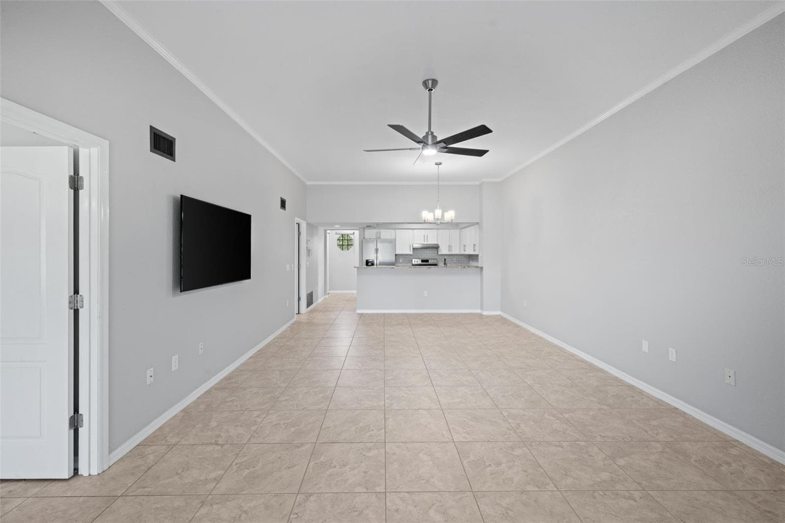 Condominium at 1335 SAXONY CIR #324, PUNTA GORDA, photo 12 of 39