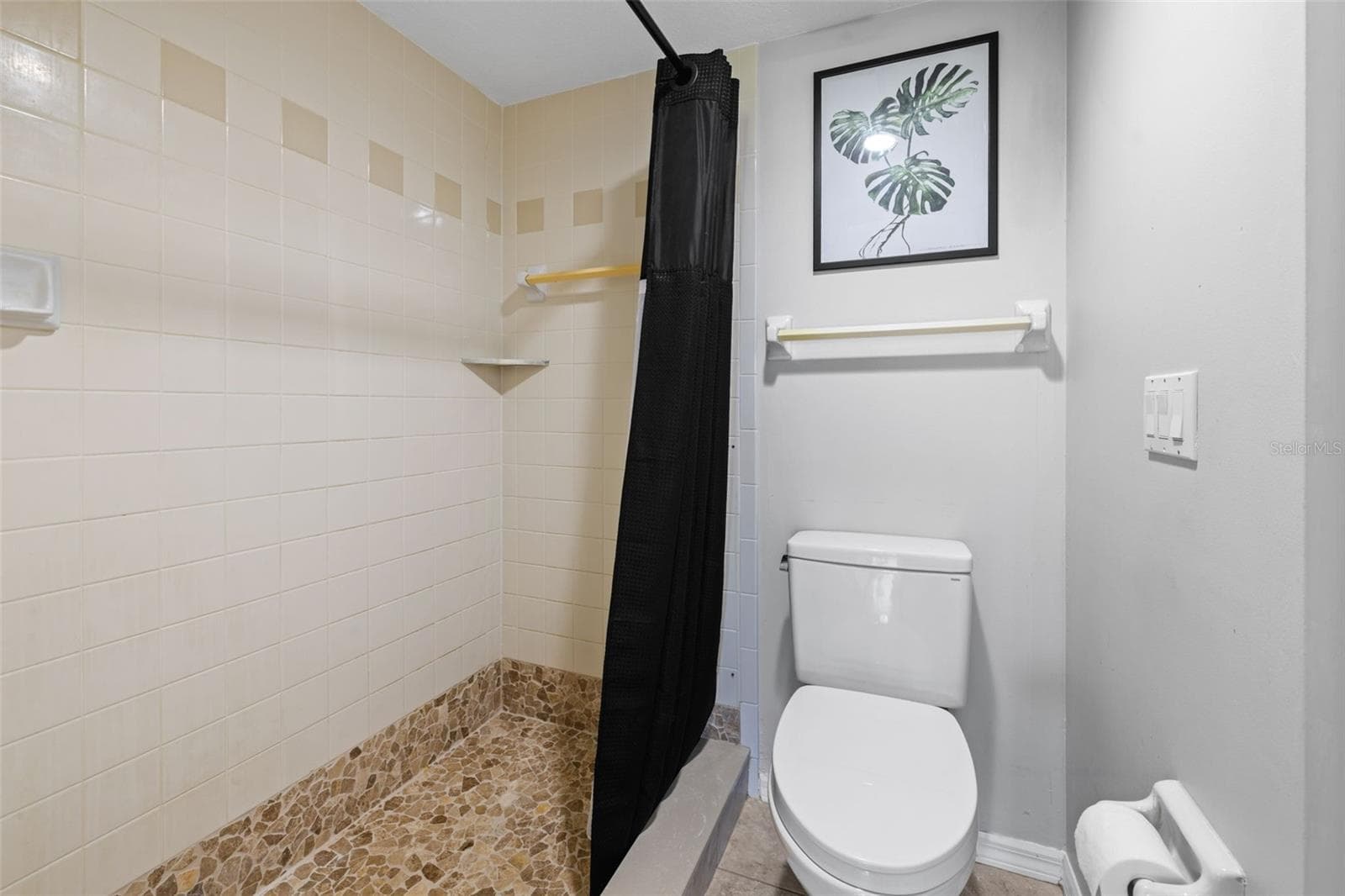 Condominium at 1335 SAXONY CIR #324, PUNTA GORDA, photo 20 of 39