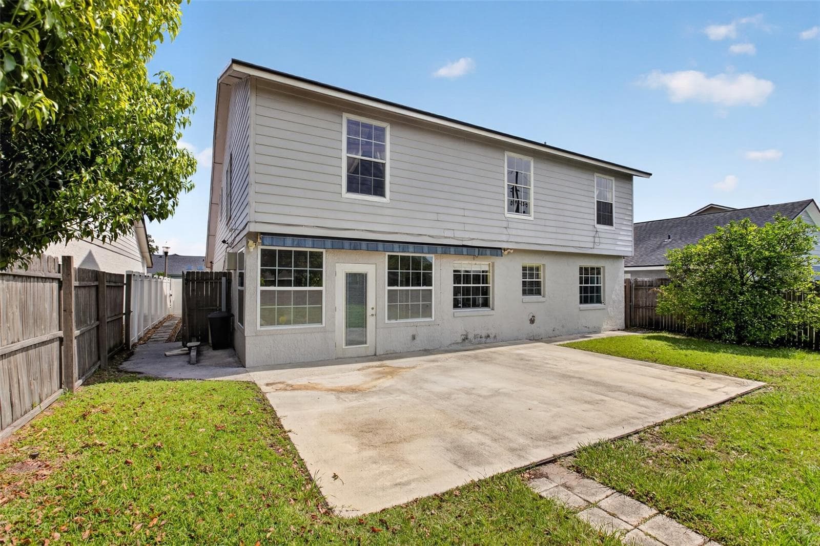 Single Family Residence at 1564 LAWNDALE CIR, WINTER PARK, photo 9 of 45