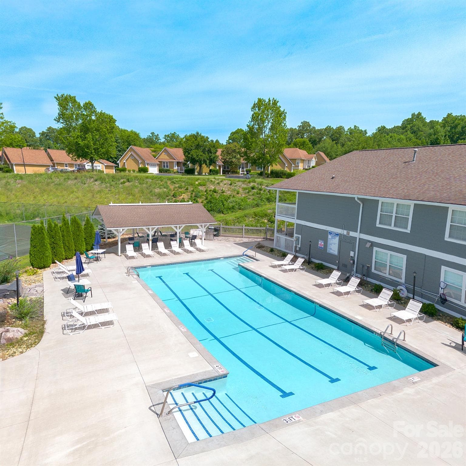 Condominium at 102 Rough Point Court, Asheville, photo 34 of 35