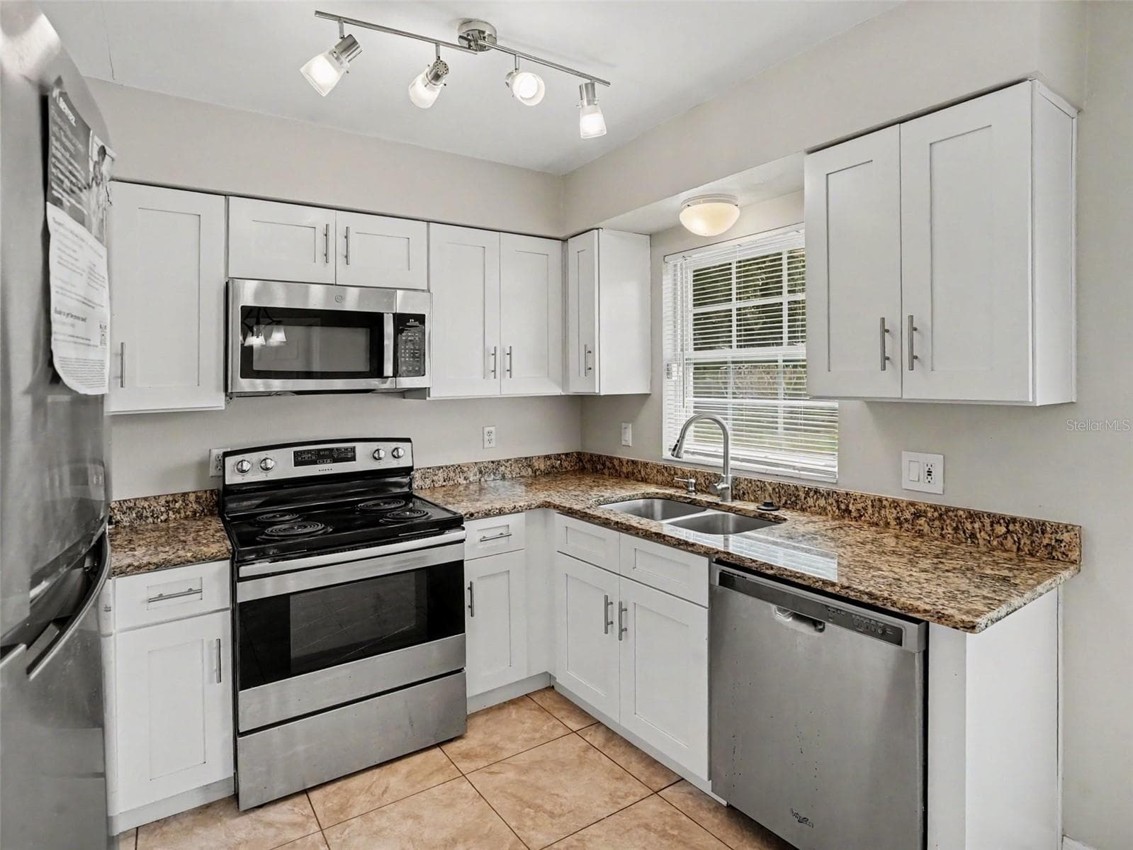Single Family Residence at 3255 KELVINGTON DR, ORLANDO, photo 6 of 19