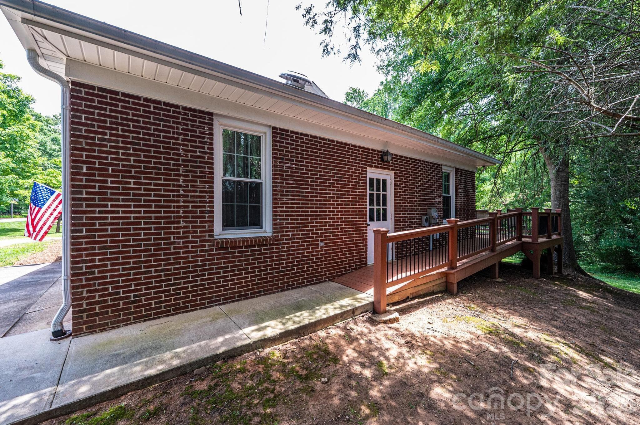 Single Family Residence at 1807 5th Street NW, Hickory, photo 7 of 48