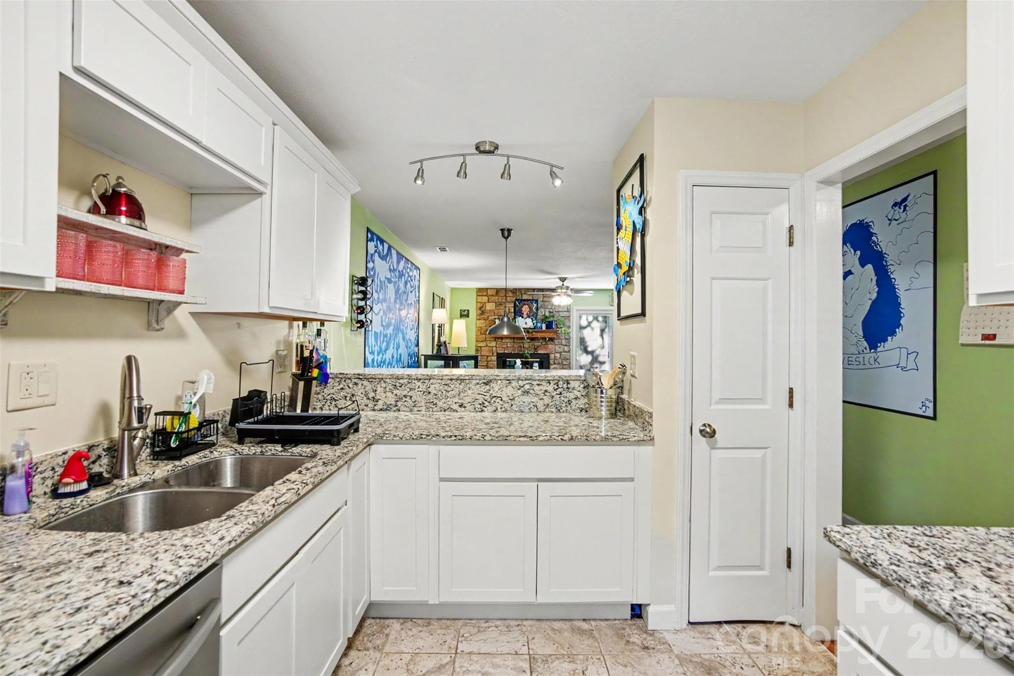 Townhouse at 1535 South Point Road, Belmont, photo 12 of 29