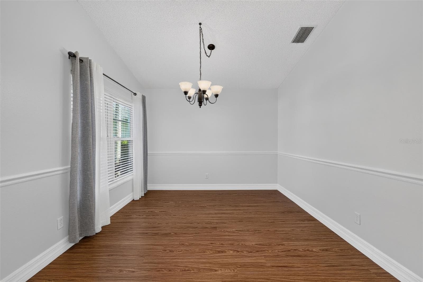 Dining Room - 4431 FERN DR, BRADENTON