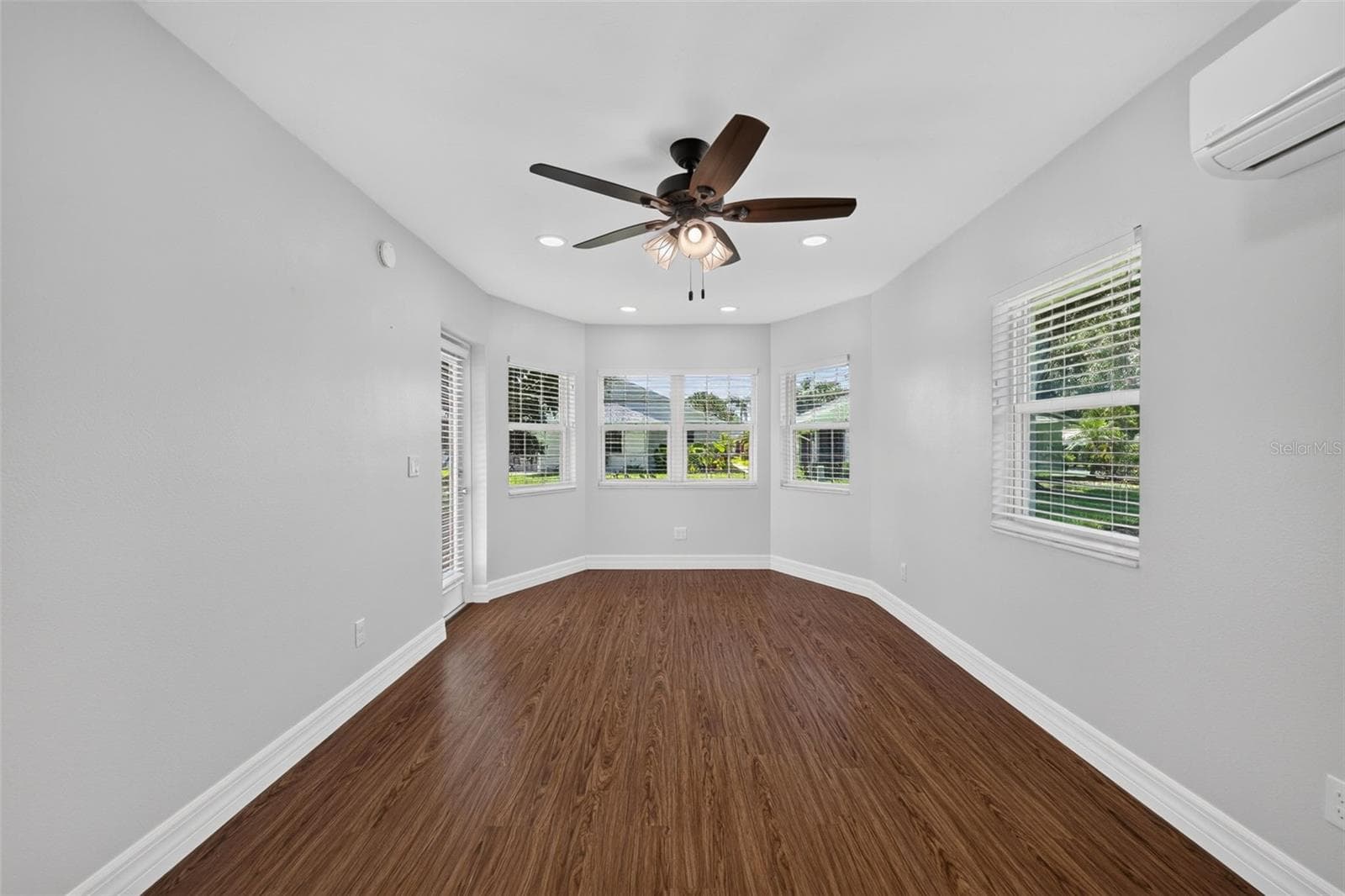 Private office with door to patio - 4431 FERN DR, BRADENTON