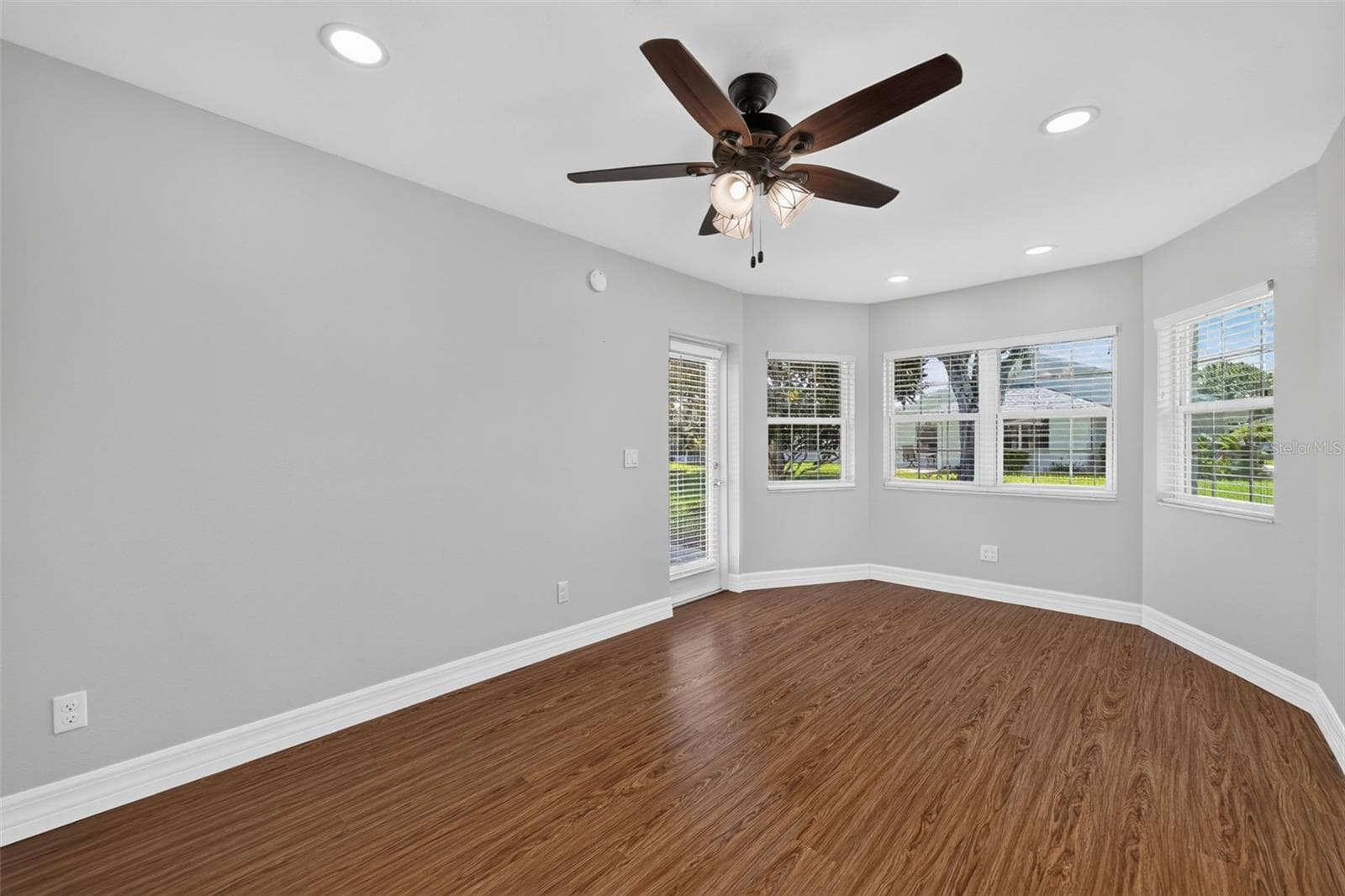 Private office with door to patio - 4431 FERN DR, BRADENTON