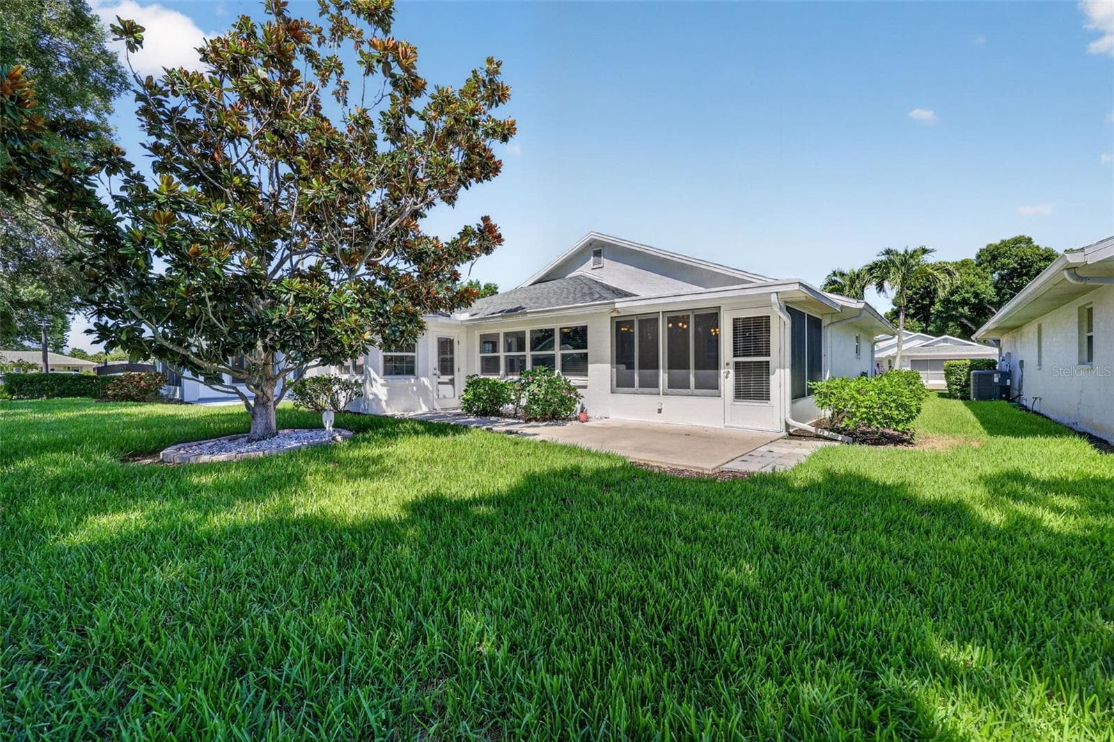 Peaceful Setting - 4431 FERN DR, BRADENTON