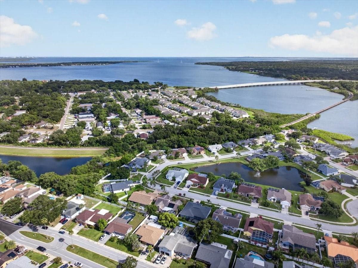 Single Family Residence at 854 CHRISTINA CIR, OLDSMAR, photo 40 of 46