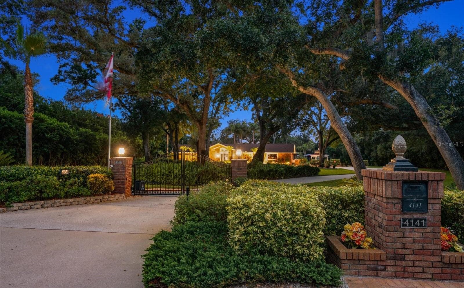 4141 WINDING WILLOW DR