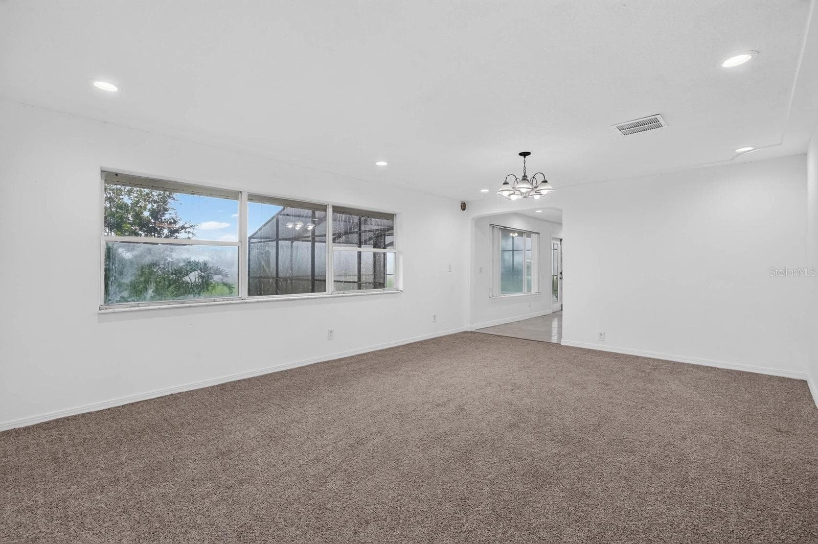 Single Family Residence at 157 W GRANDVIEW DR, EAST PALATKA, photo 12 of 77