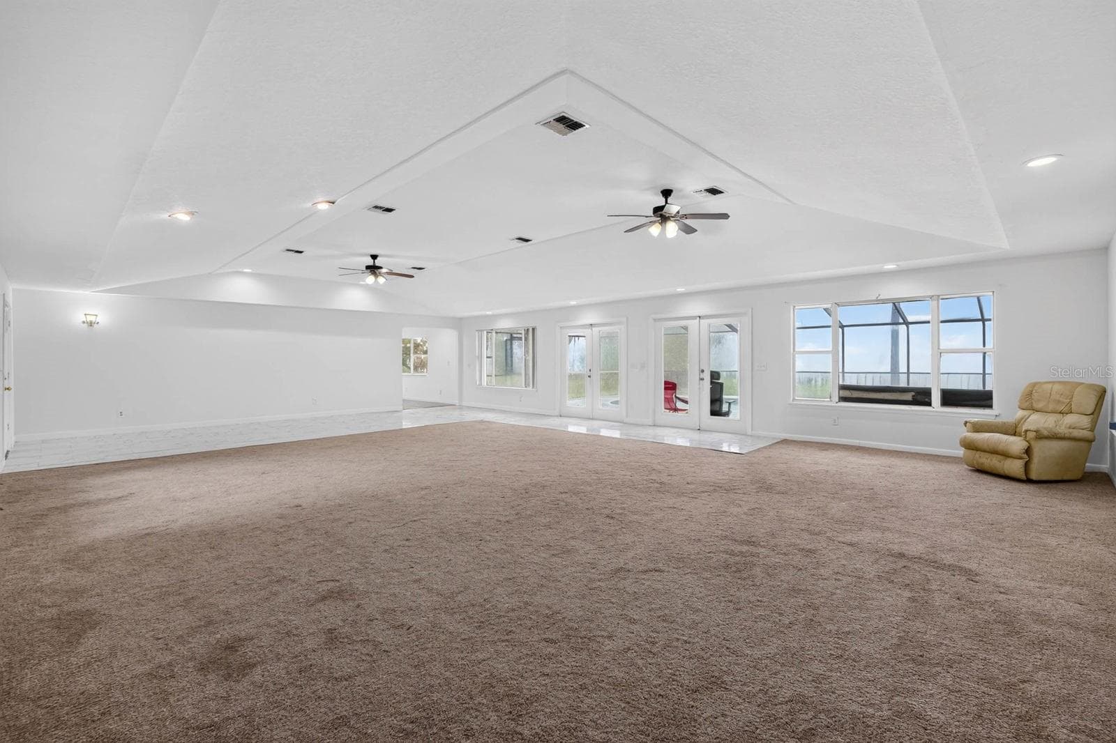 Single Family Residence at 157 W GRANDVIEW DR, EAST PALATKA, photo 26 of 77