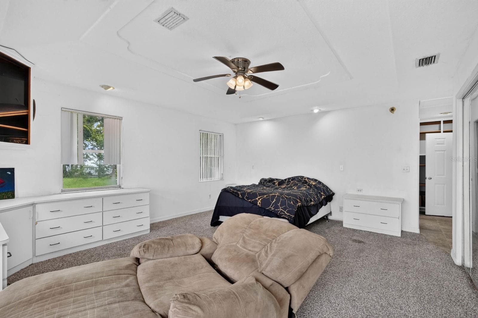 Single Family Residence at 157 W GRANDVIEW DR, EAST PALATKA, photo 34 of 77