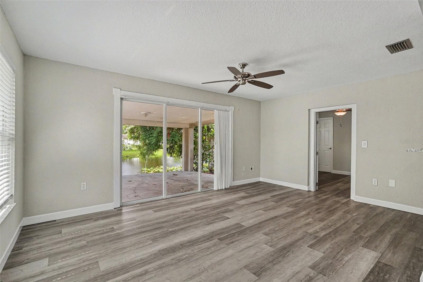 Single Family Residence at 6822 LASSEN AVE, NEW PORT RICHEY, photo 10 of 22
