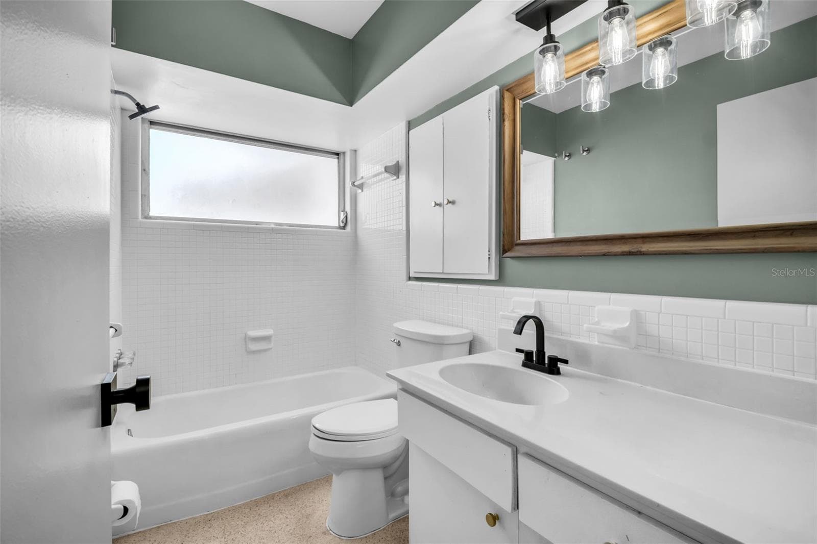 Single Family Residence at 2301 WHITMAN ST, CLEARWATER, photo 7 of 31