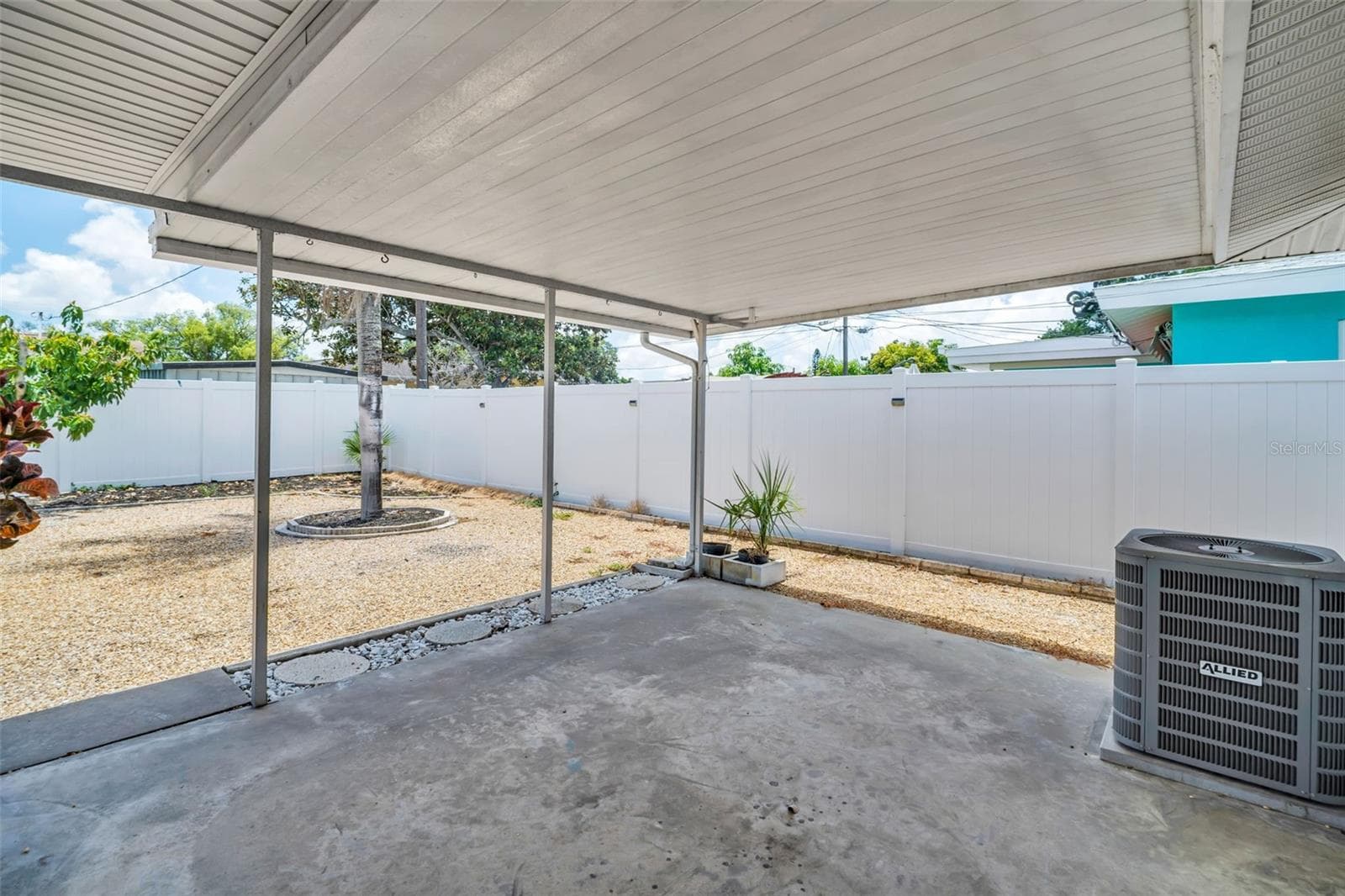 Single Family Residence at 2301 WHITMAN ST, CLEARWATER, photo 11 of 31