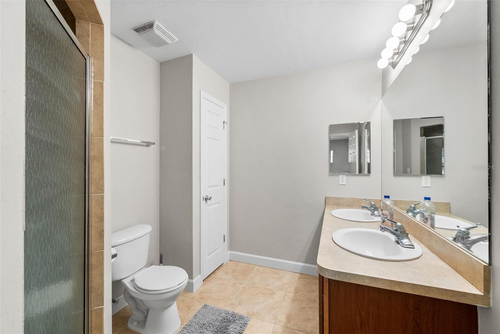 Condominium at 2927 SW 35TH PL #113, GAINESVILLE, photo 19 of 27