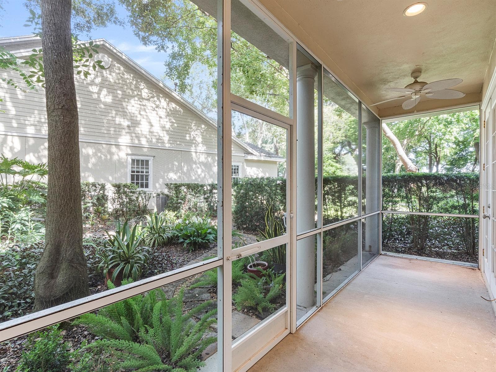 First Floor Screened Porch - 1223 COUNTRY CLUB OAKS CIR, ORLANDO