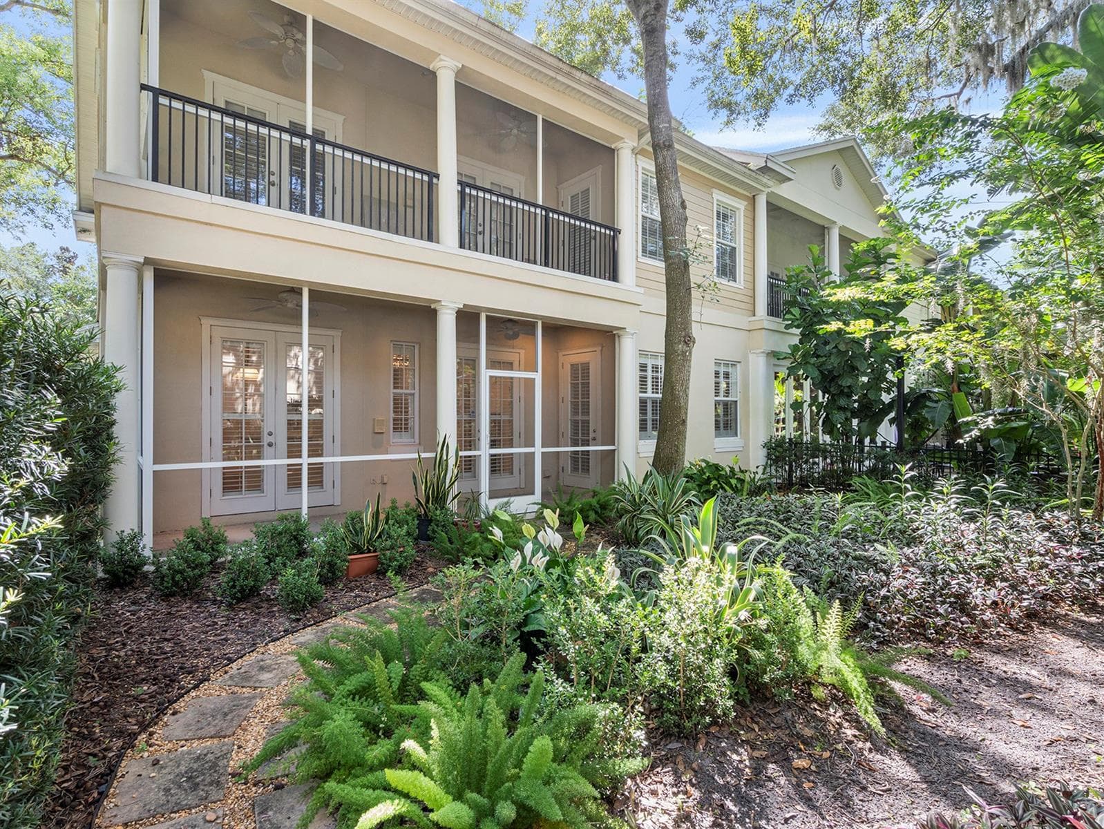 Back Exterior - 1223 COUNTRY CLUB OAKS CIR, ORLANDO
