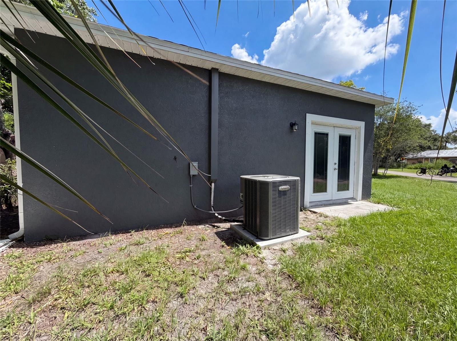 Single Family Residence at 1013 W 11TH ST, SANFORD, photo 26 of 27