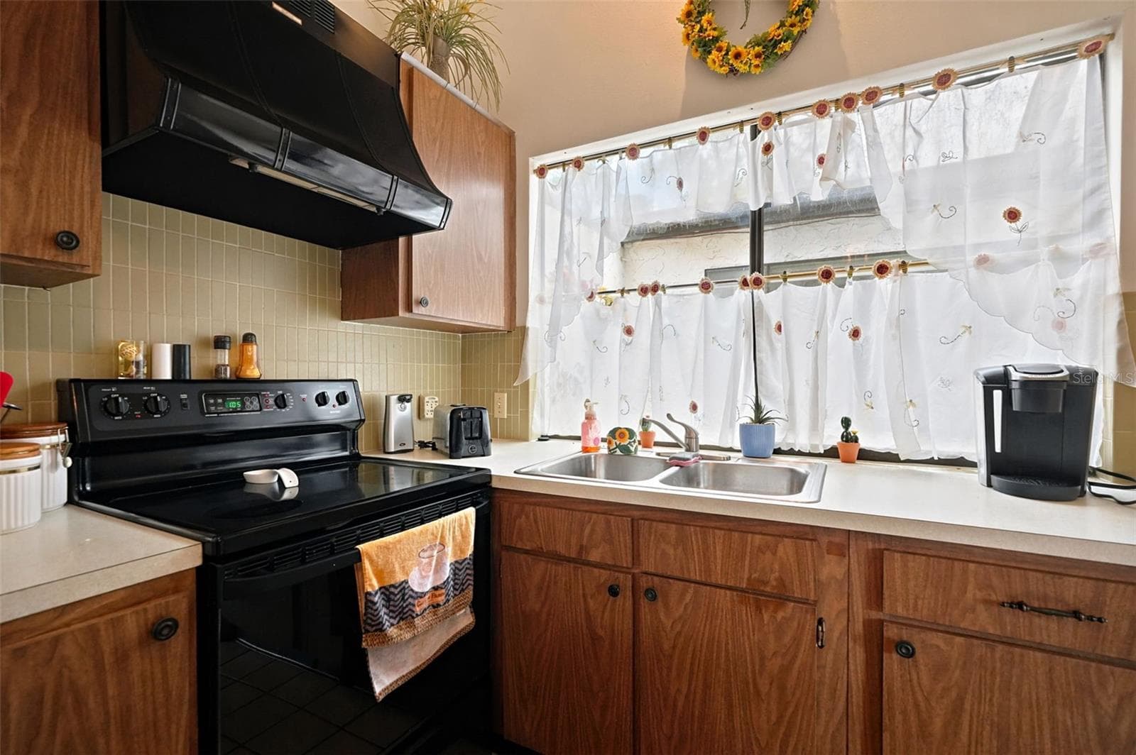 Villa at 7835 FOX DEN ROW, HUDSON, photo 15 of 39
