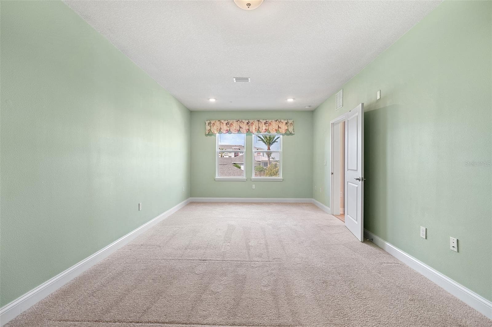 Condominium at 7505 LAUREATE BLVD #2208, ORLANDO, photo 22 of 43