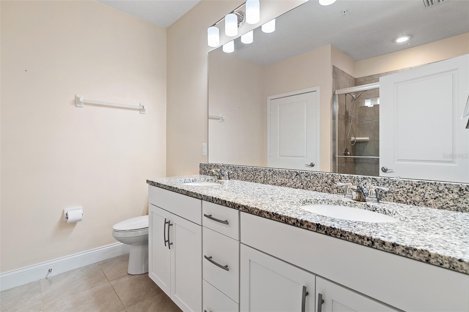 Condominium at 7505 LAUREATE BLVD #2208, ORLANDO, photo 25 of 43