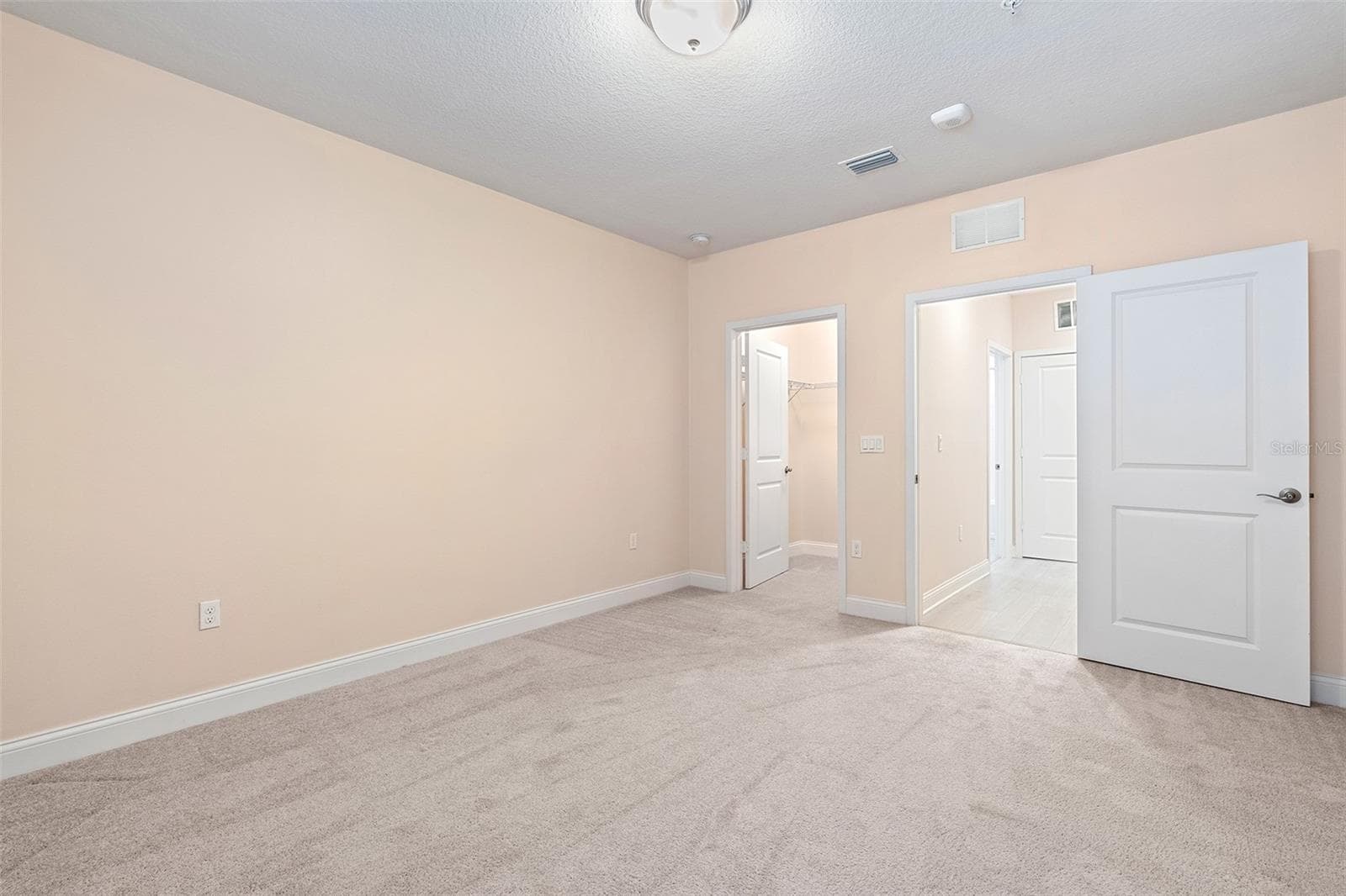 Condominium at 7505 LAUREATE BLVD #2208, ORLANDO, photo 32 of 43