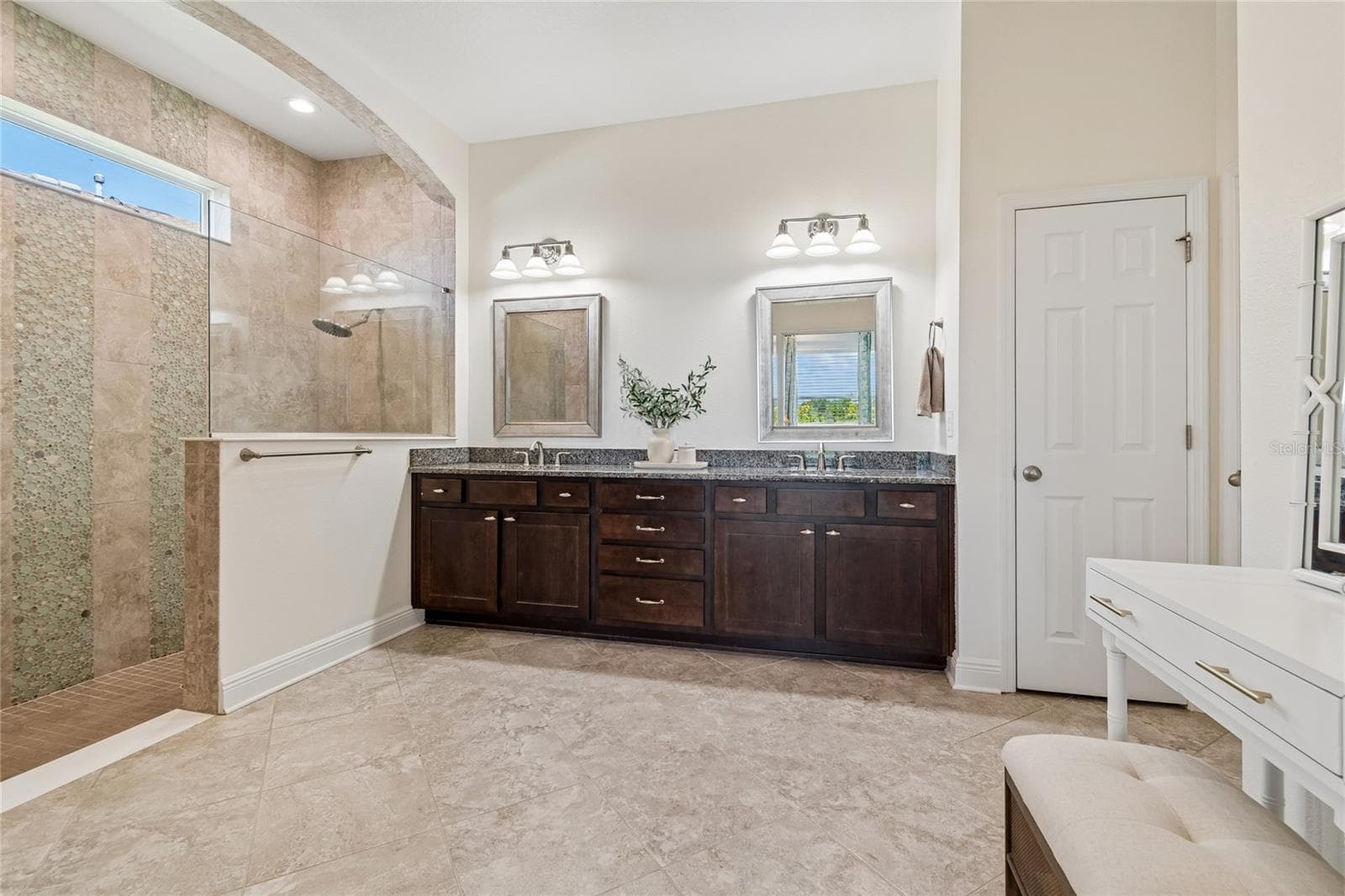 Single Family Residence at 7223 HOURGLASS DR, APOLLO BEACH, photo 10 of 69