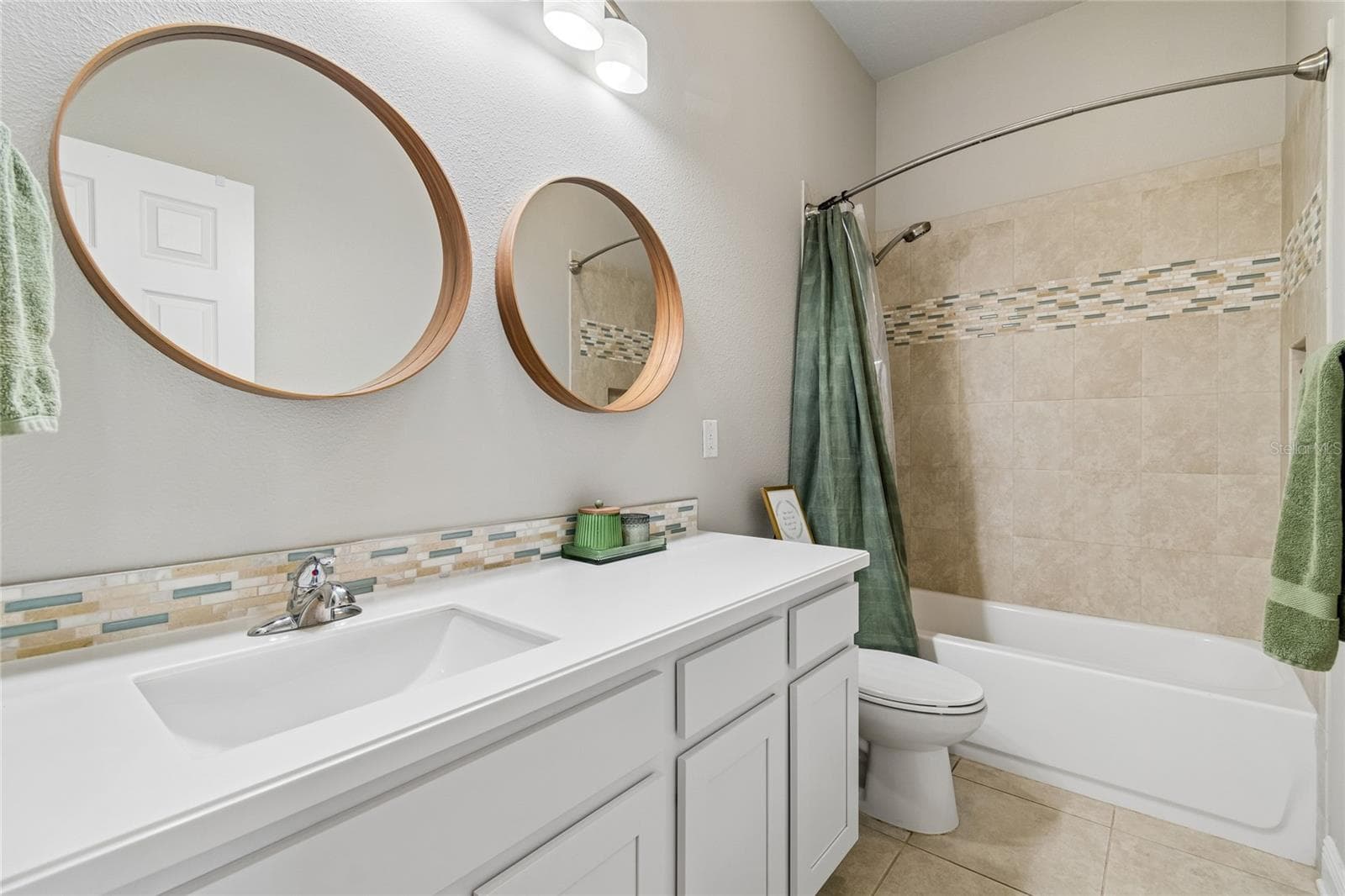 Single Family Residence at 7223 HOURGLASS DR, APOLLO BEACH, photo 23 of 69