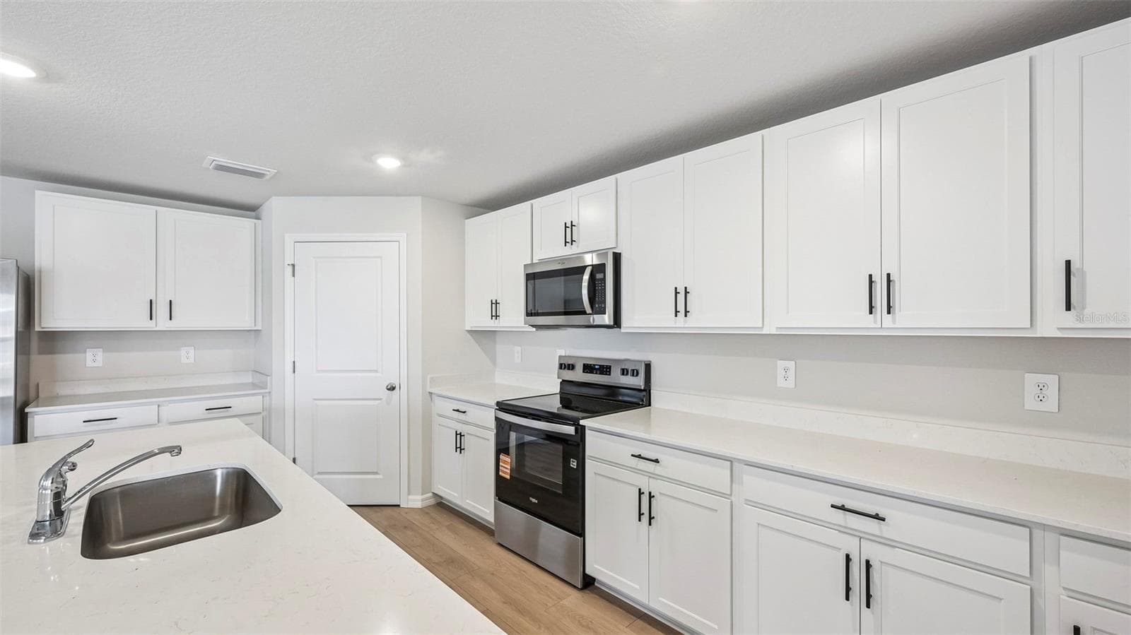Single Family Residence at 17616 WHISKEY CREEK TRL, PARRISH, photo 5 of 47
