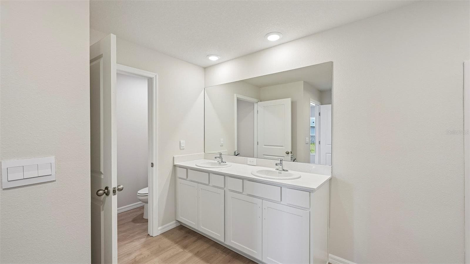 Single Family Residence at 17616 WHISKEY CREEK TRL, PARRISH, photo 18 of 47