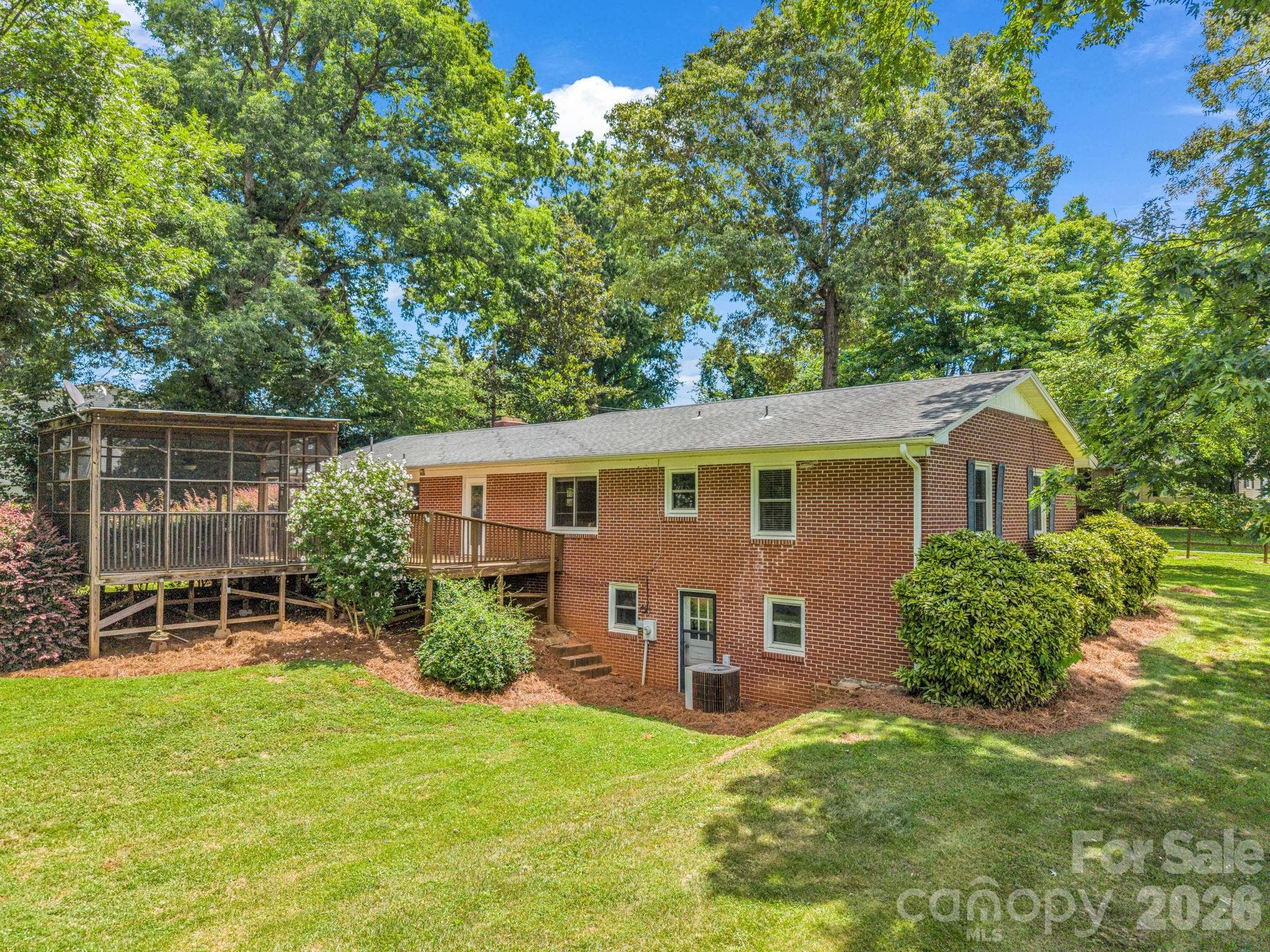 Single Family Residence at Rutherfordton, photo 5 of 48