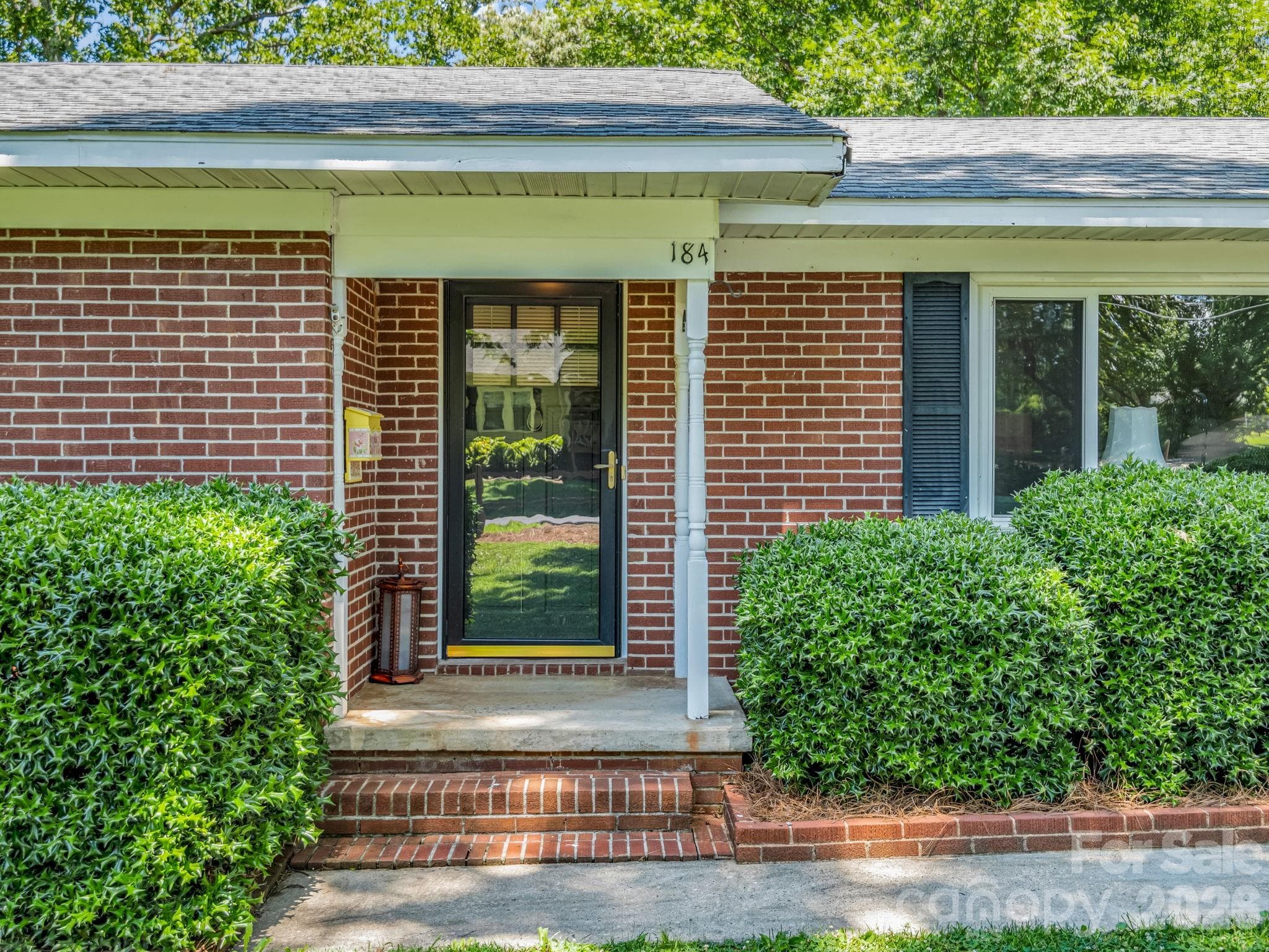 Single Family Residence at Rutherfordton, photo 8 of 48