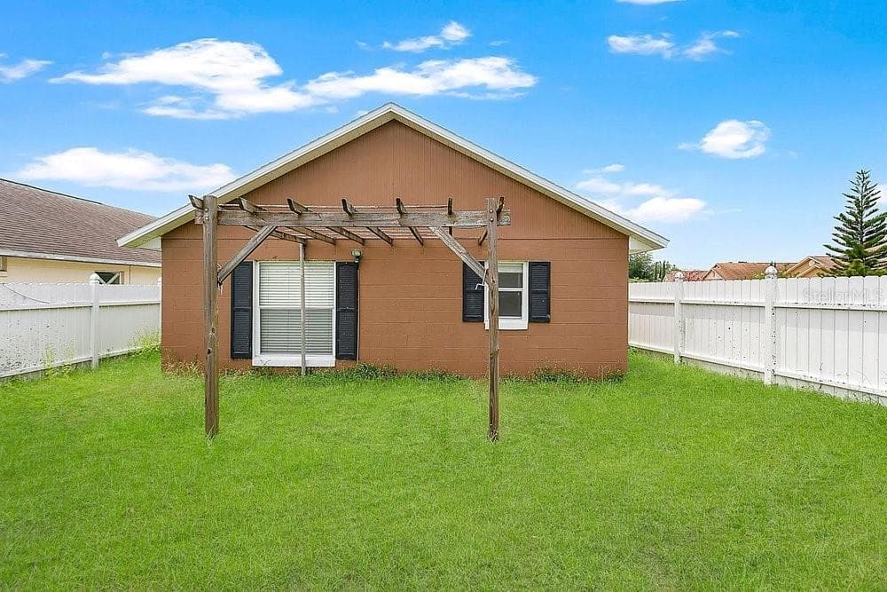 Back Exterior - 9703 RED CLOVER AVE, ORLANDO