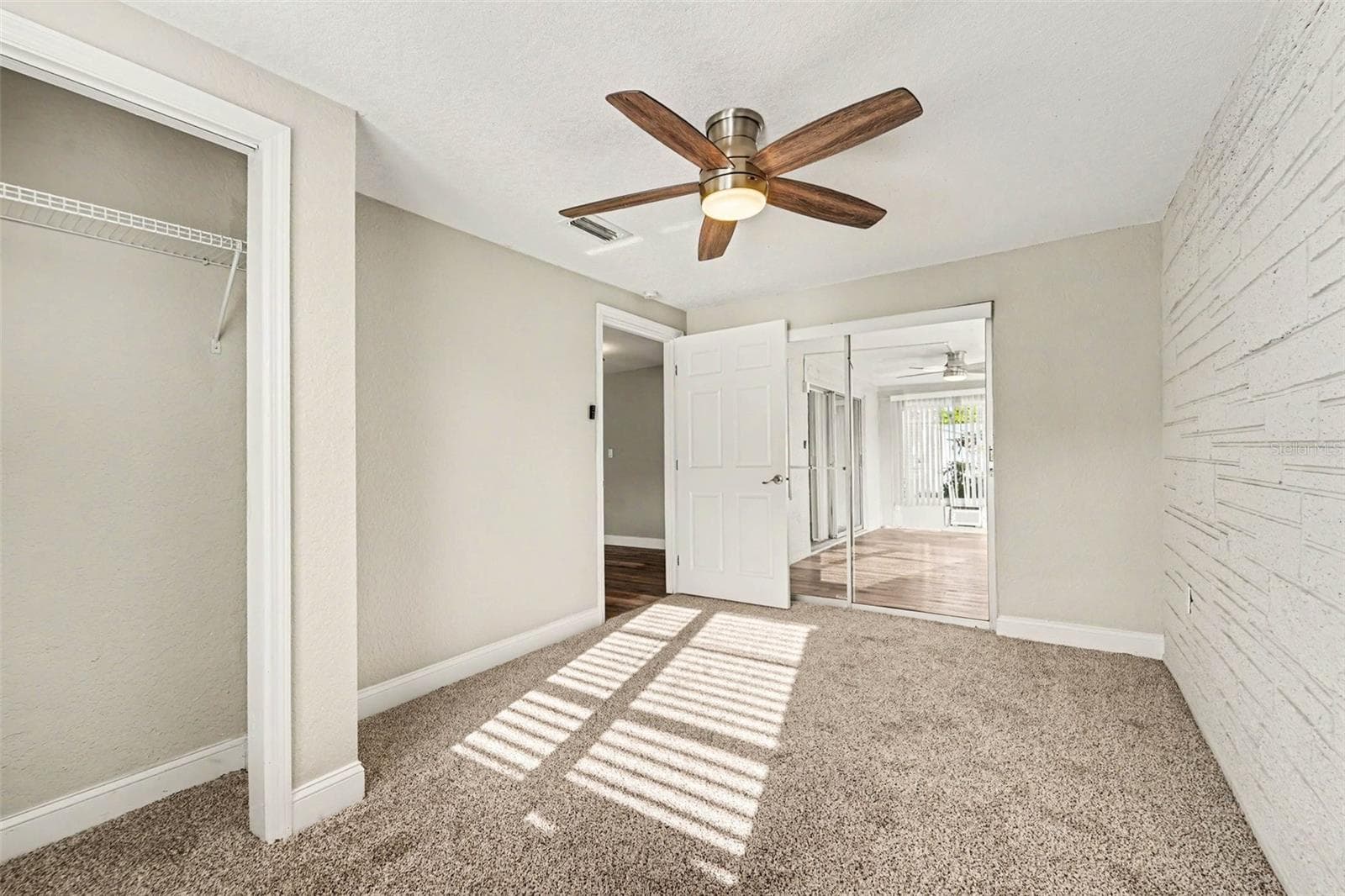 Single Family Residence at 3207 SALISBURY DR, HOLIDAY, photo 11 of 20