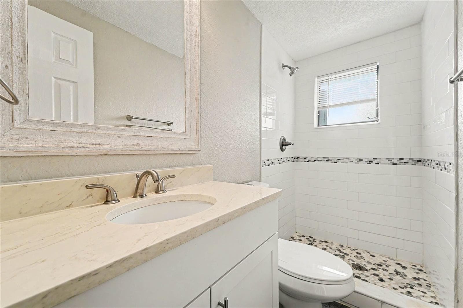 Single Family Residence at 3207 SALISBURY DR, HOLIDAY, photo 16 of 20