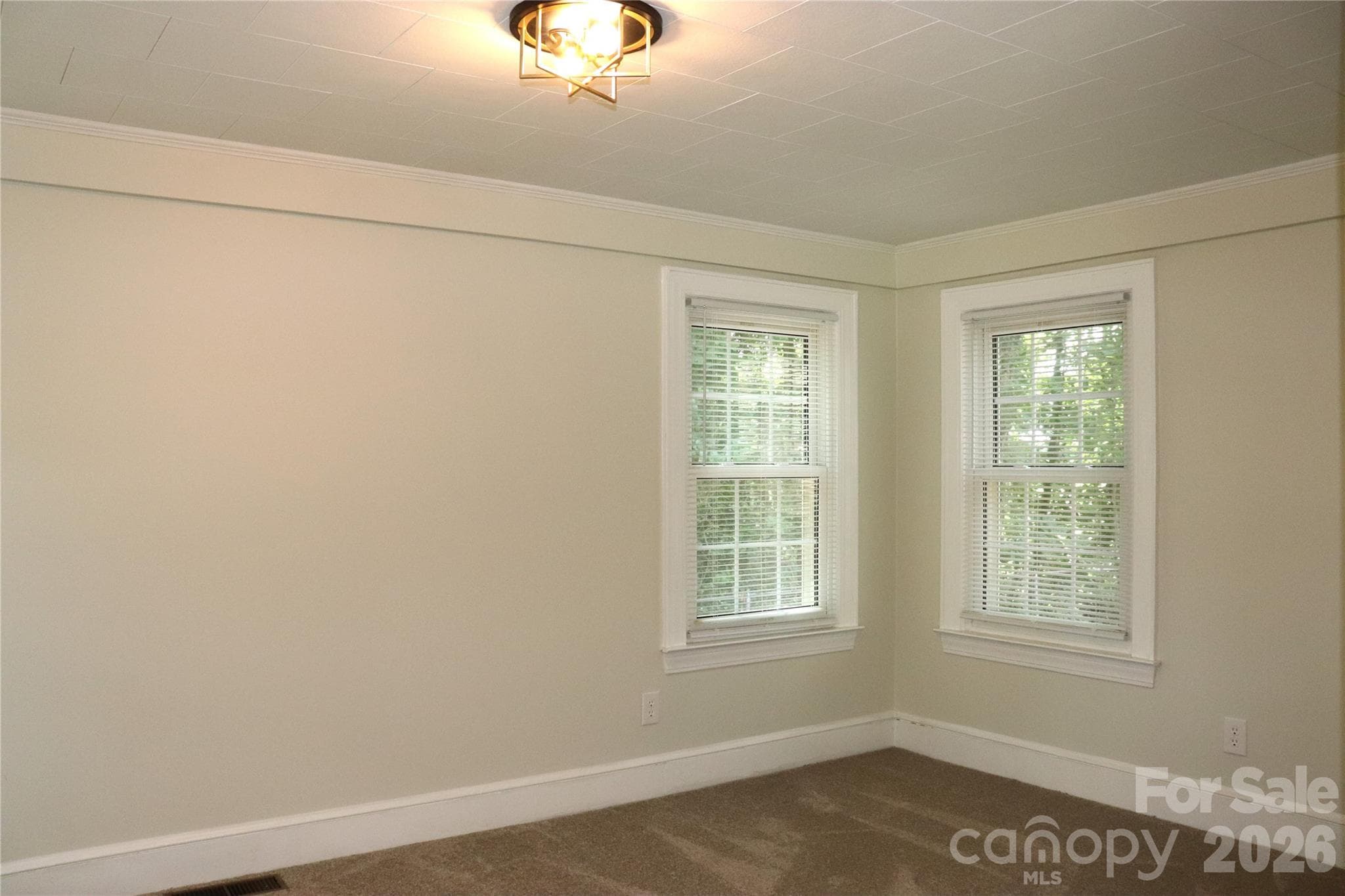 Single Family Residence at 415 High Circle NW, Lenoir, photo 21 of 48