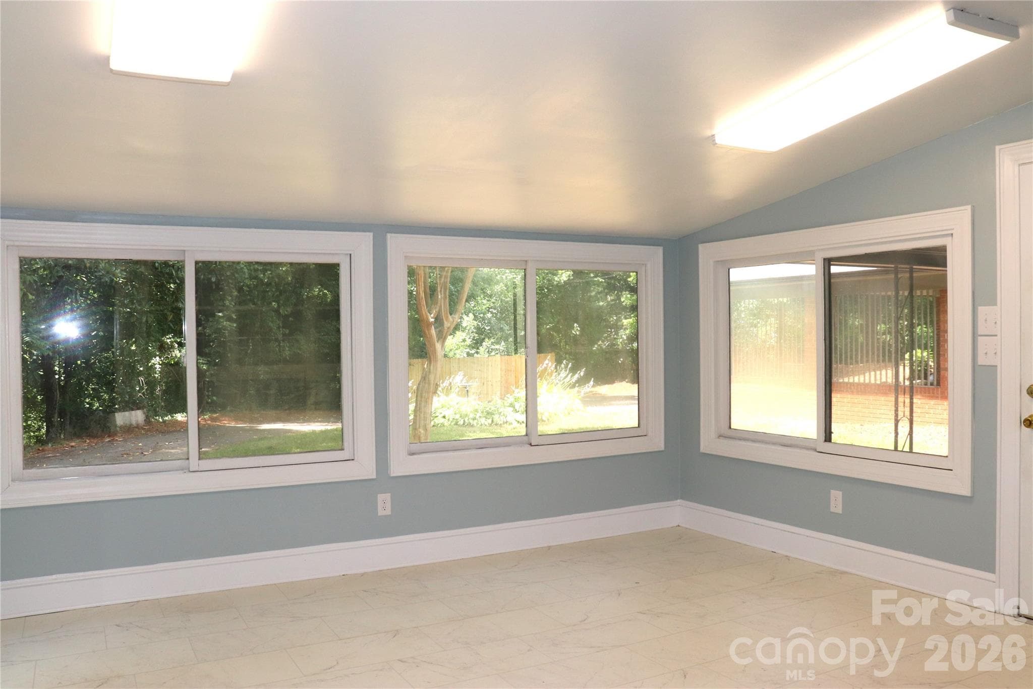 Single Family Residence at 415 High Circle NW, Lenoir, photo 24 of 48