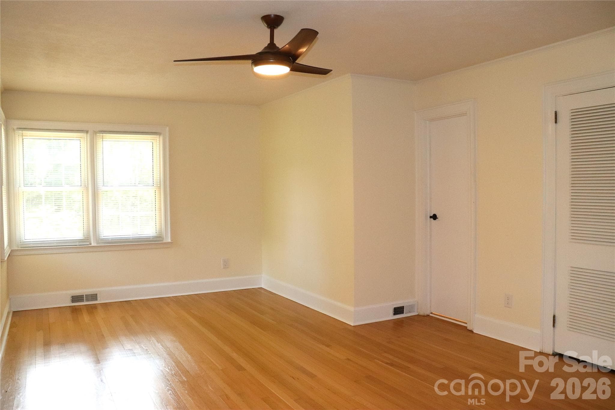Single Family Residence at 415 High Circle NW, Lenoir, photo 27 of 48