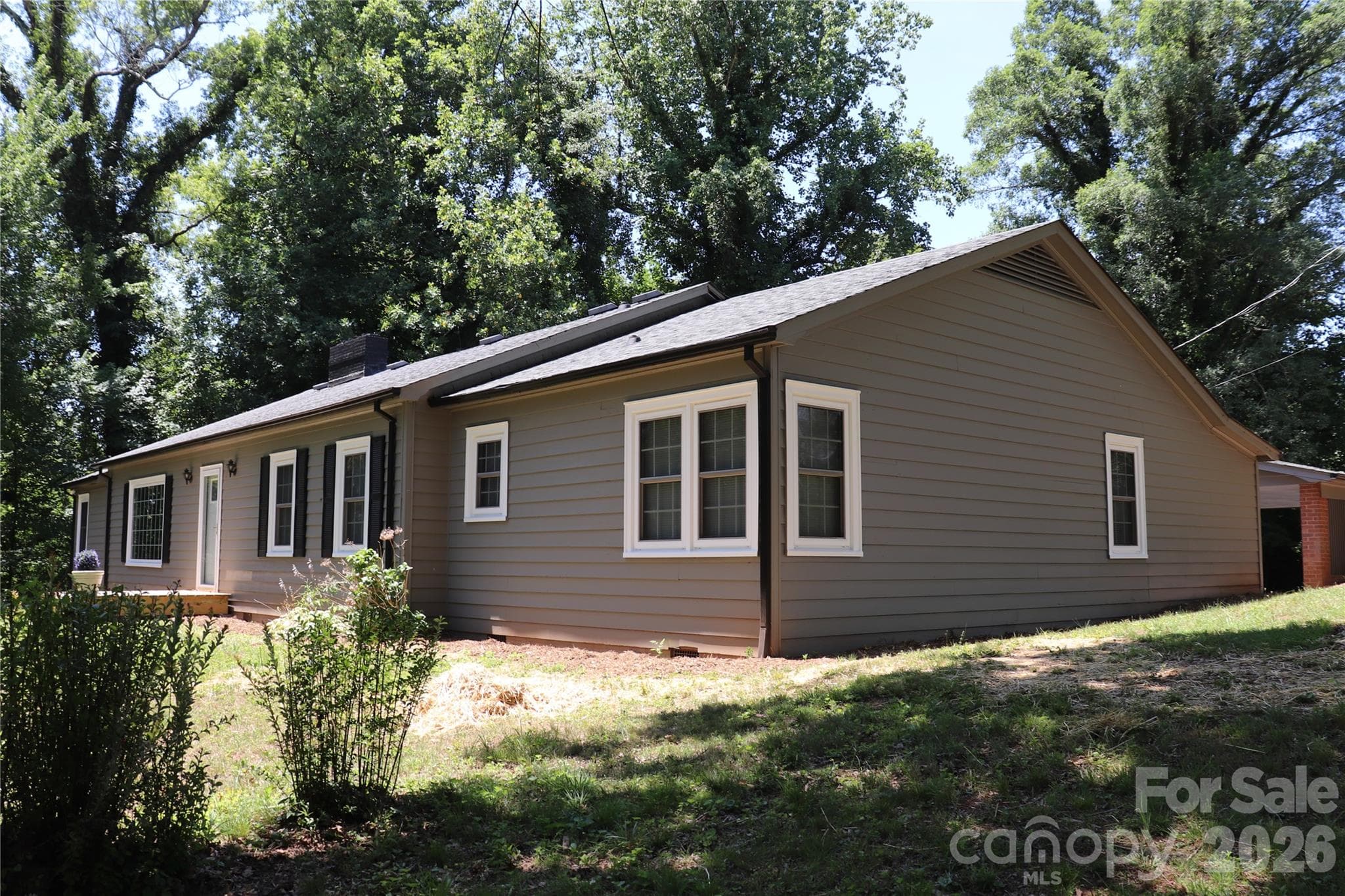 Single Family Residence at 415 High Circle NW, Lenoir, photo 47 of 48