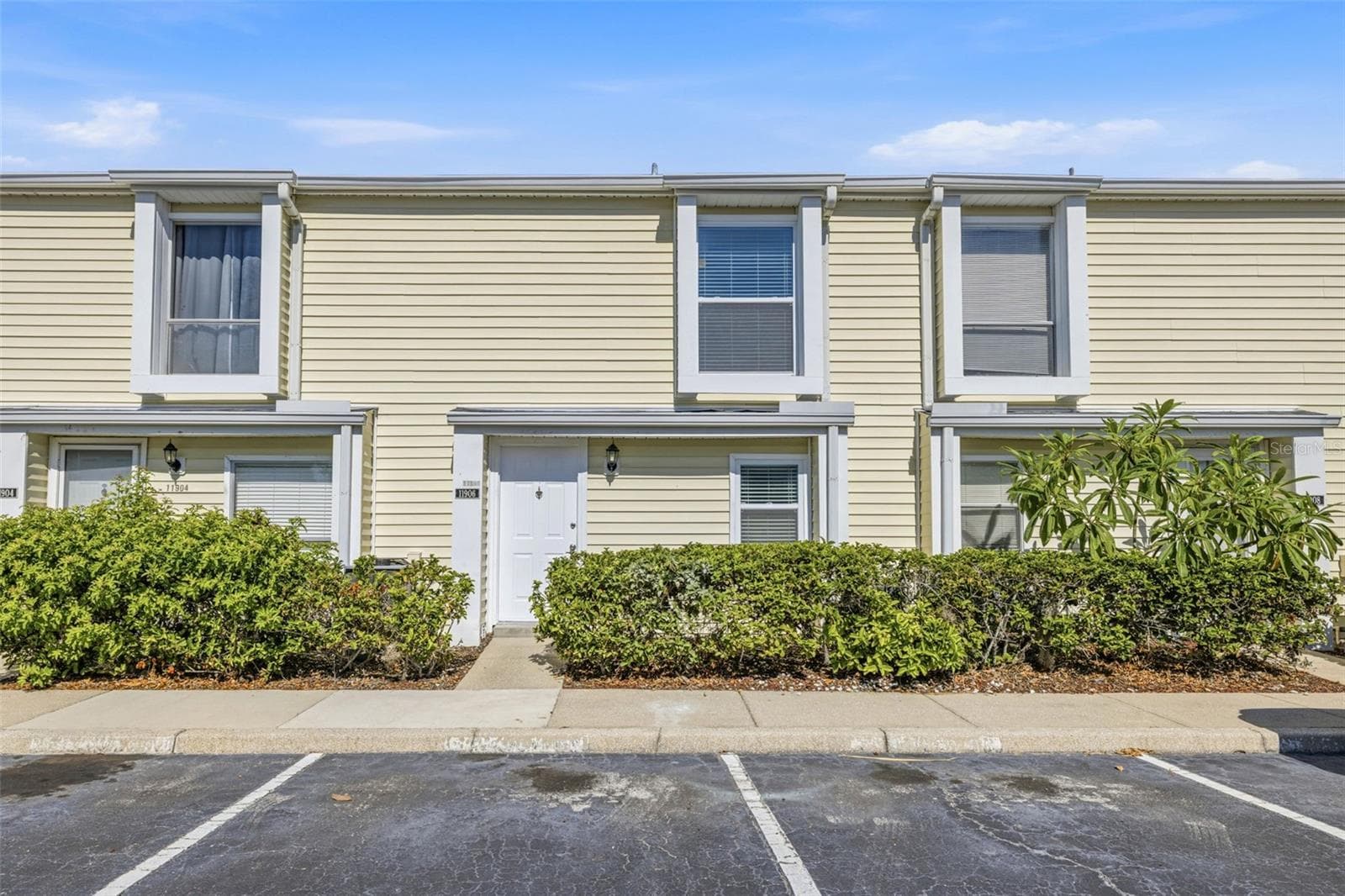 11906 CYPRESS HILL CIR