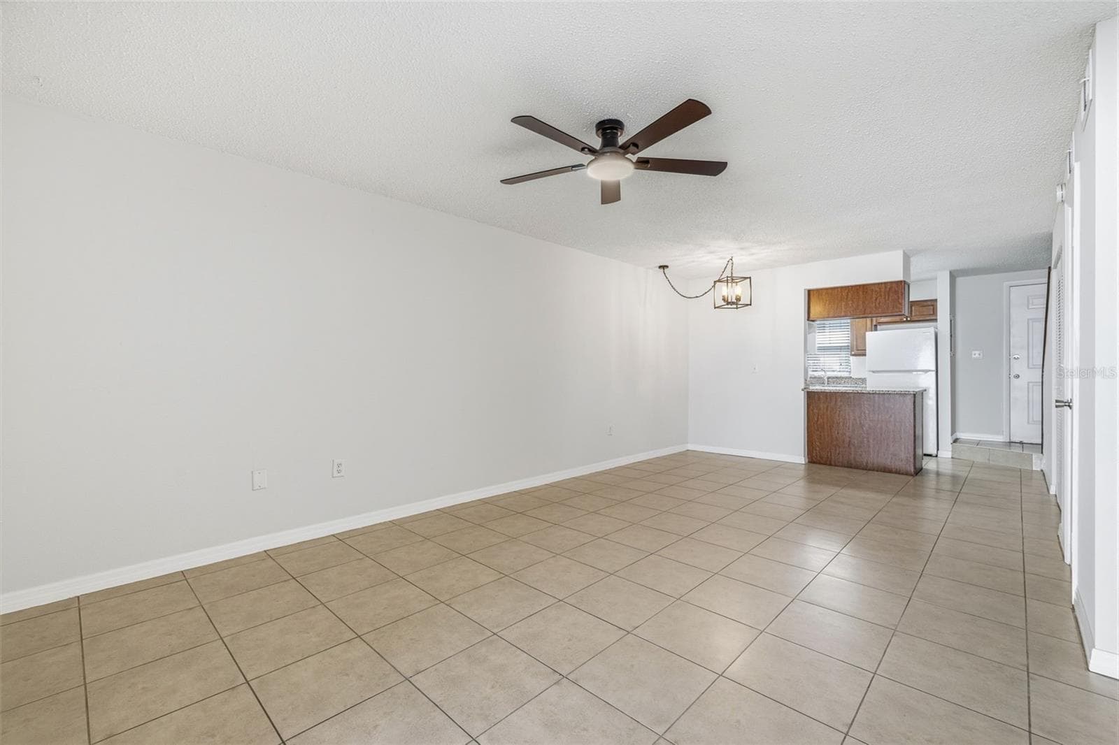 Townhouse at 11906 CYPRESS HILL CIR, TAMPA, photo 14 of 26