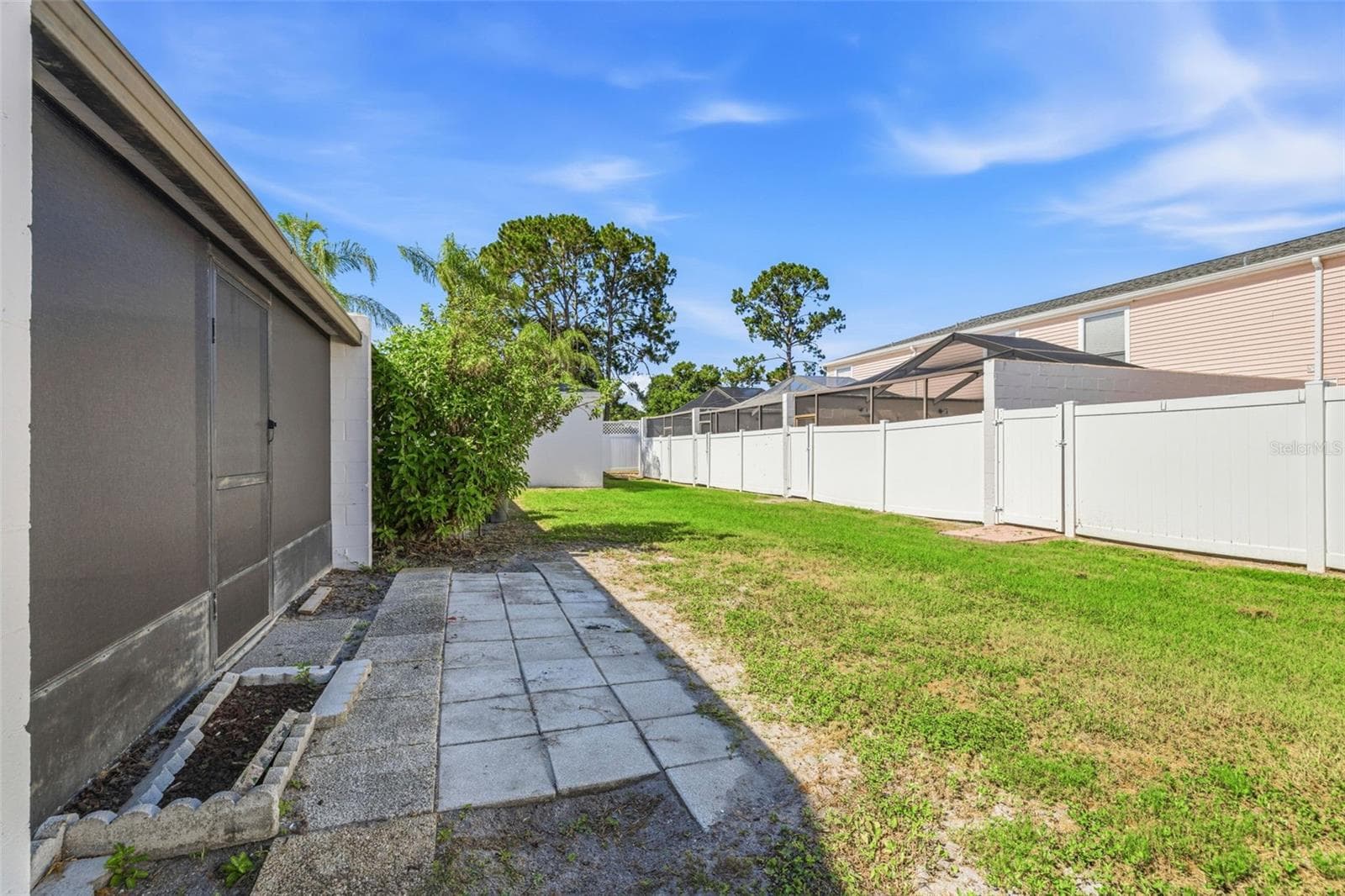 Townhouse at 11906 CYPRESS HILL CIR, TAMPA, photo 22 of 26