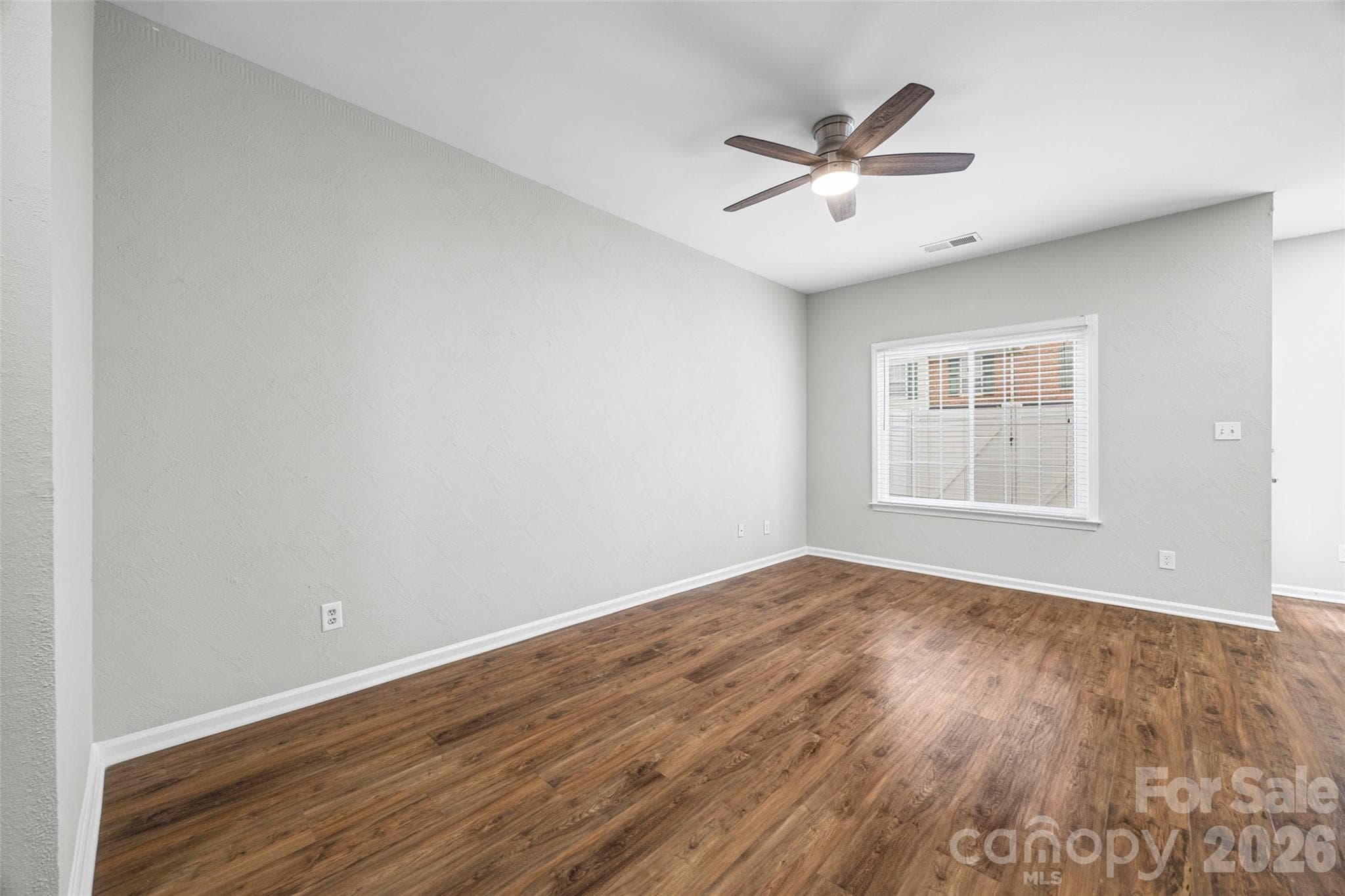 Townhouse at 2113 Lennoxshire Square Court, Charlotte, photo 3 of 26